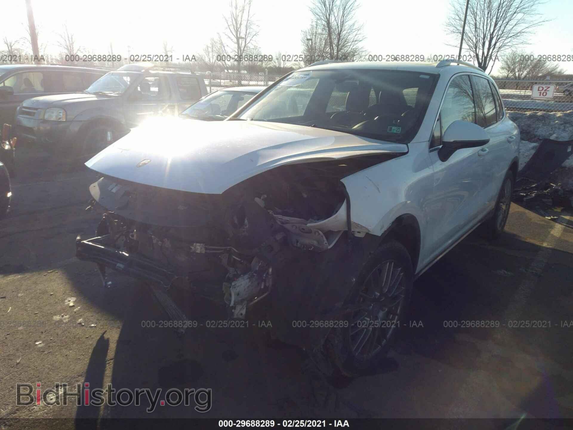 2016 PORSCHE CAYENNE - VIN: WP1AA2A2XGKA14062 - Фото 2