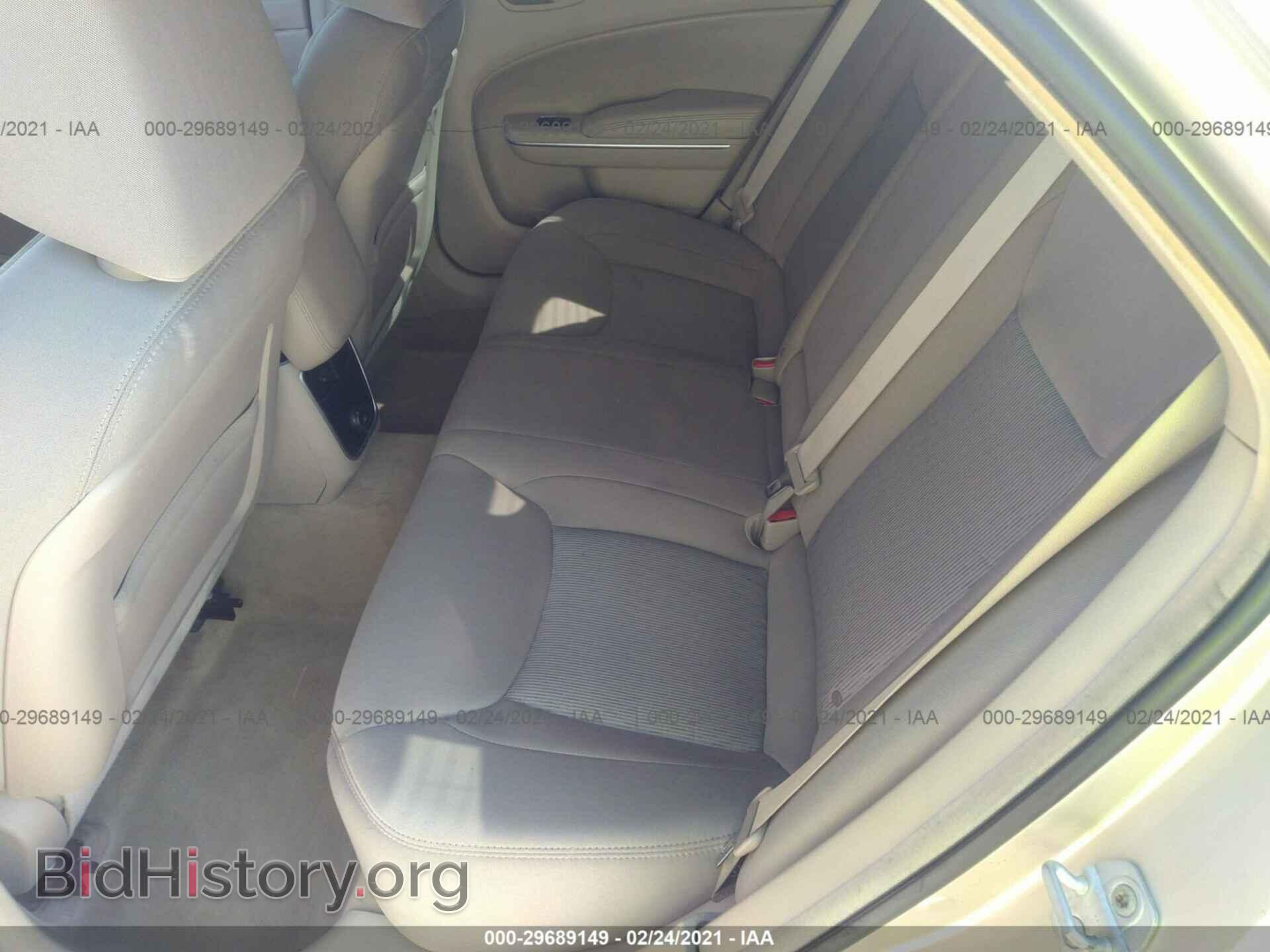 2012 CHRYSLER 300 - VIN: 2C3CCAAG1CH246050 - Photo 8