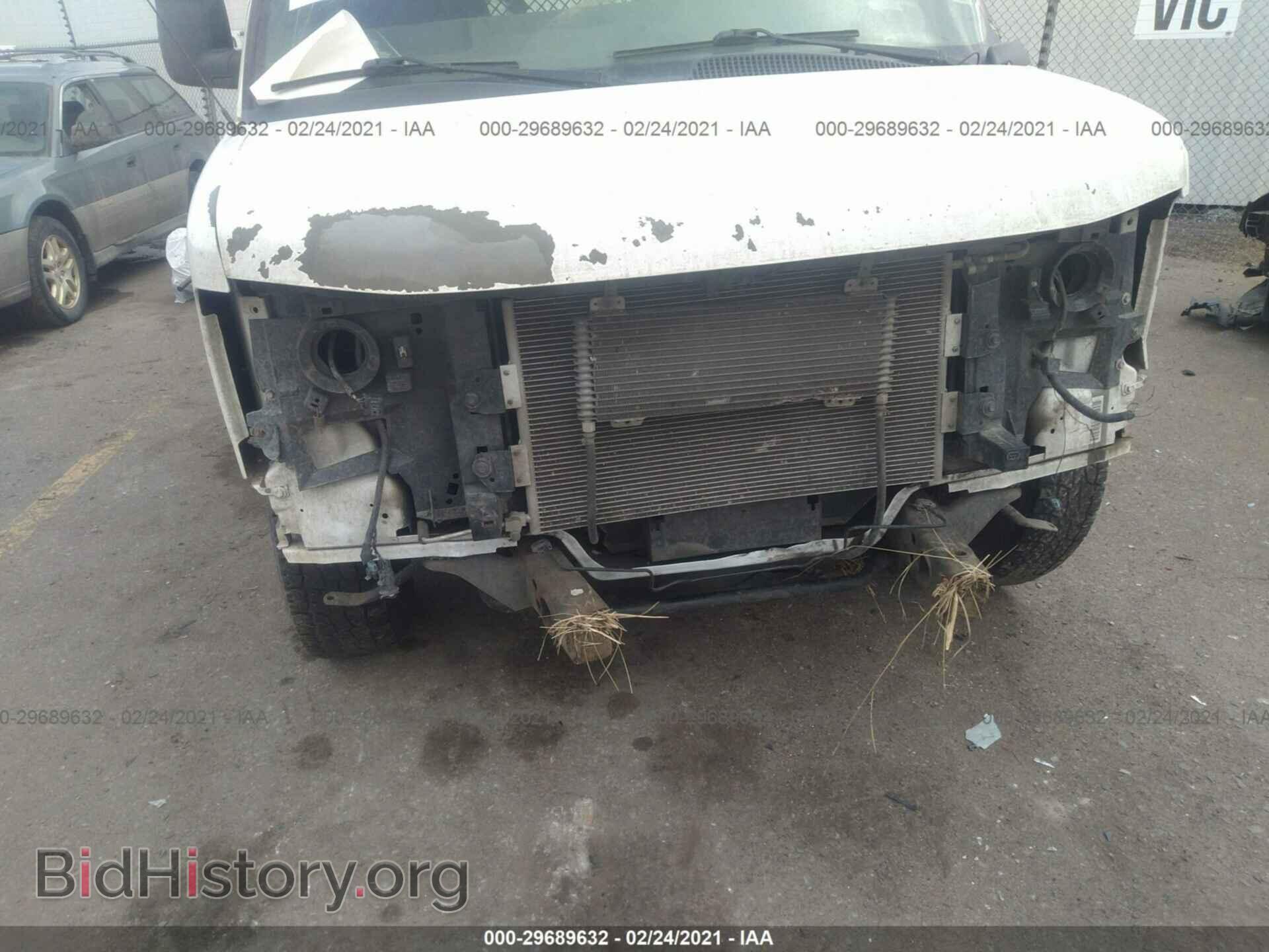 2010 CHEVROLET EXPRESS CARGO VAN - VIN: 1GCZGFBA0A1143148 - Photo 6