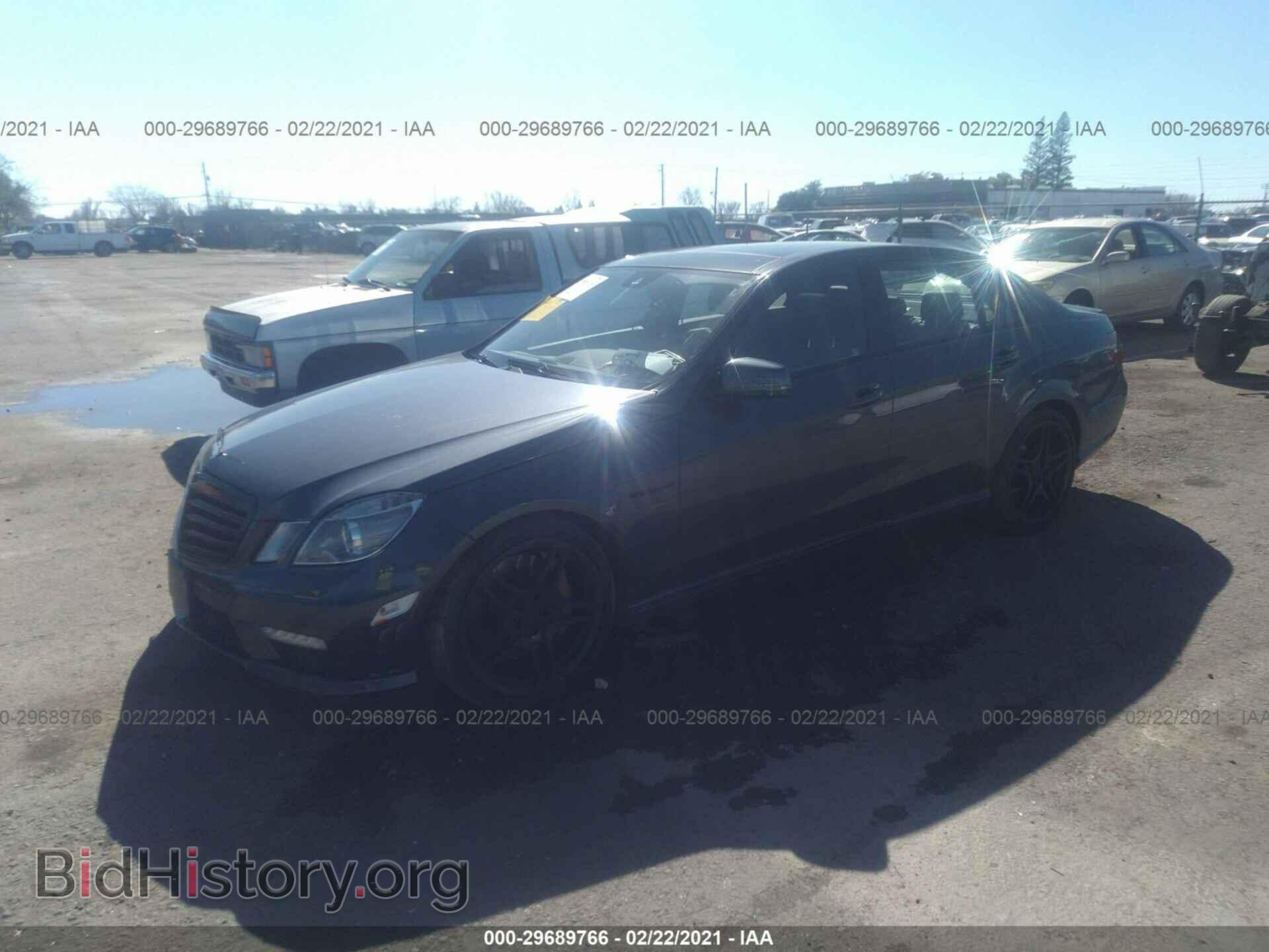2013 MERCEDES-BENZ E-CLASS - VIN: WDDHF7EB4DA755808 - Фото 2
