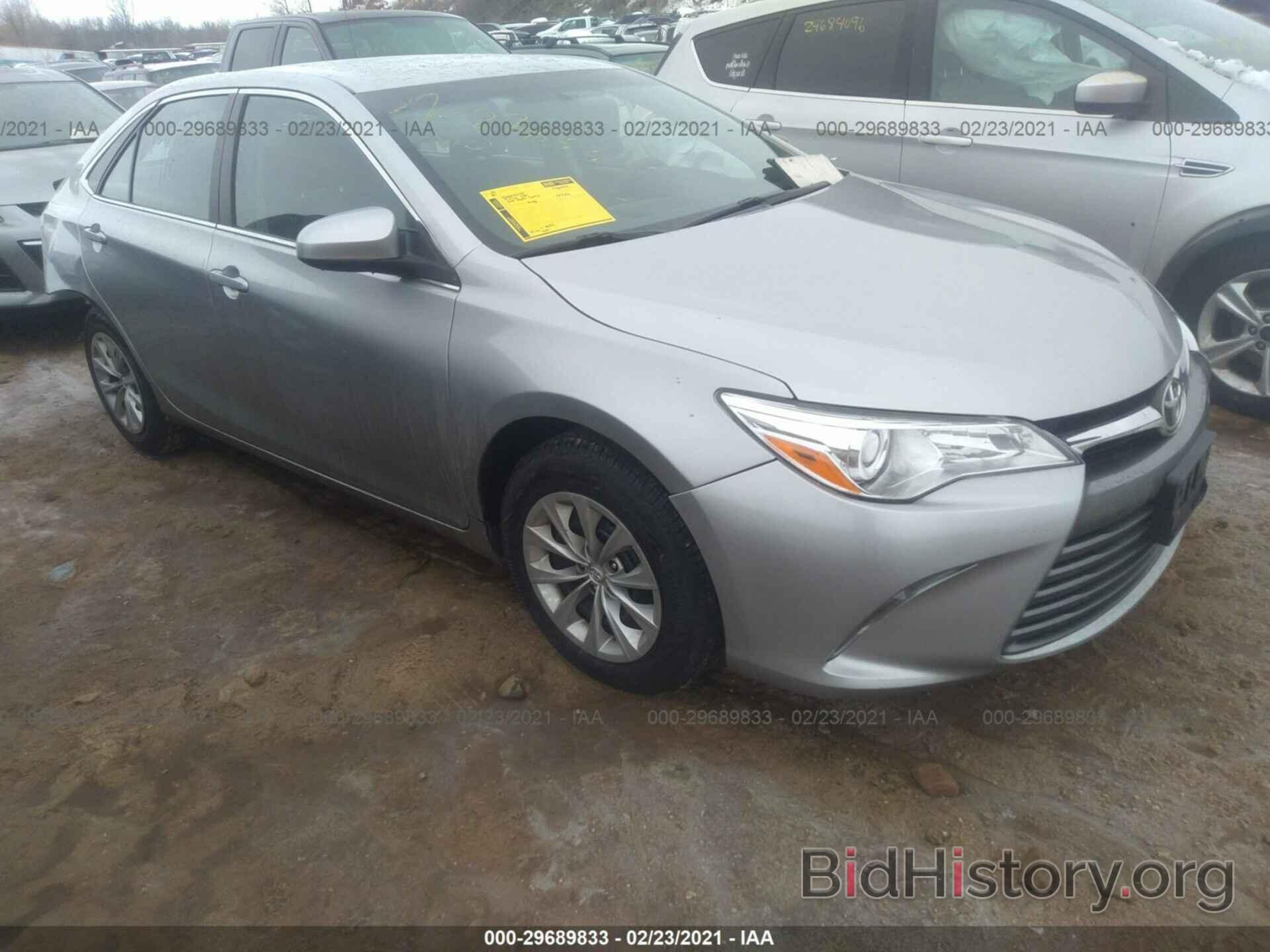 Photo 4T4BF1FK5FR503189 - TOYOTA CAMRY 2015