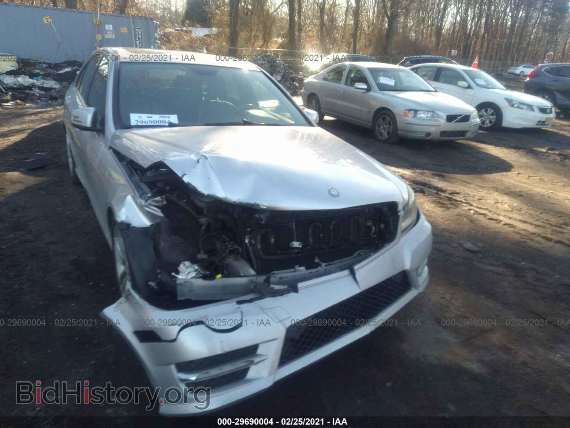 2012 MERCEDES-BENZ C-CLASS - VIN: WDDGF8BB3CA640654 - Фото 6
