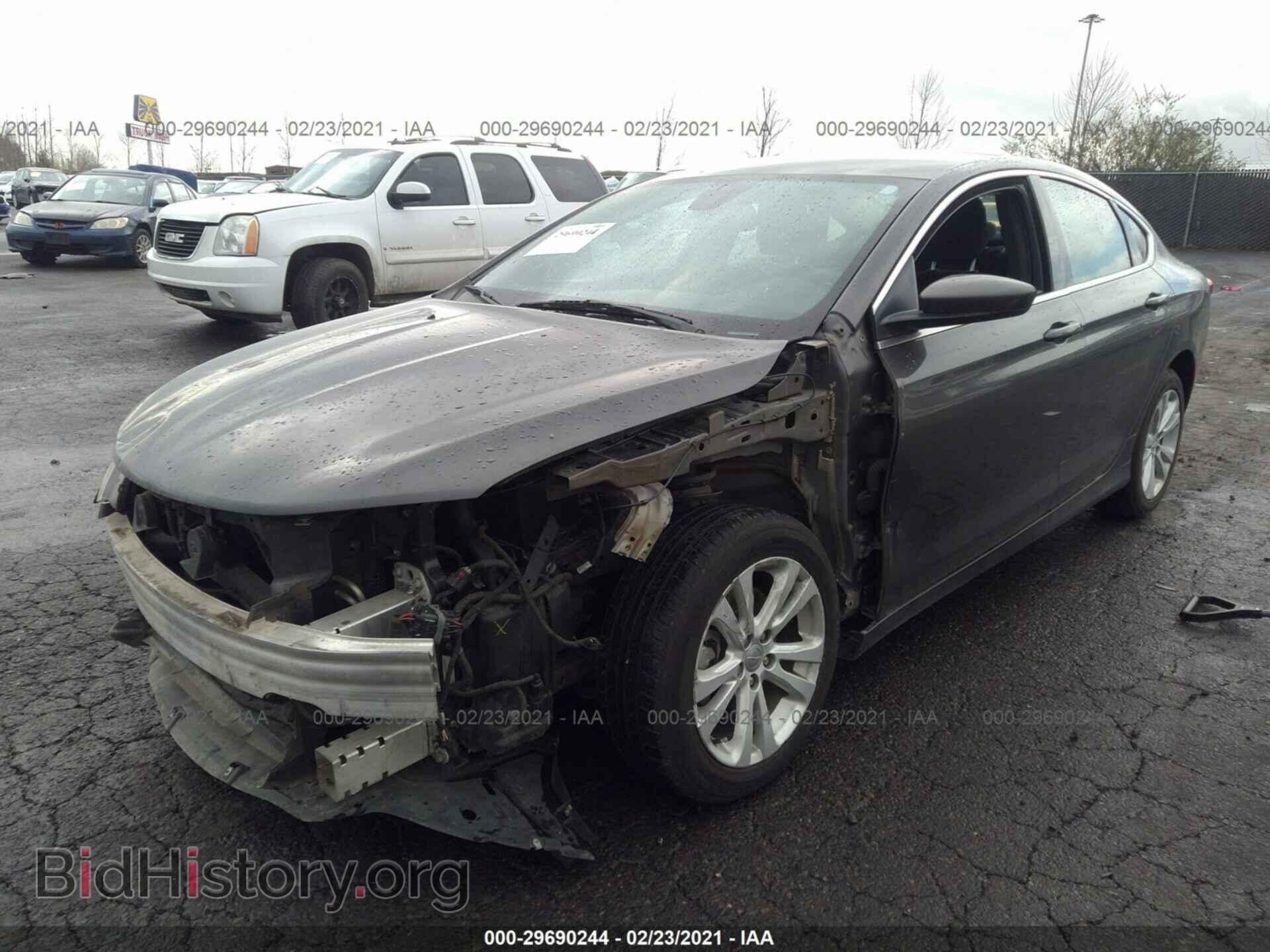 2015 CHRYSLER 200 - VIN: 1C3CCCAB3FN577126 - Photo 2