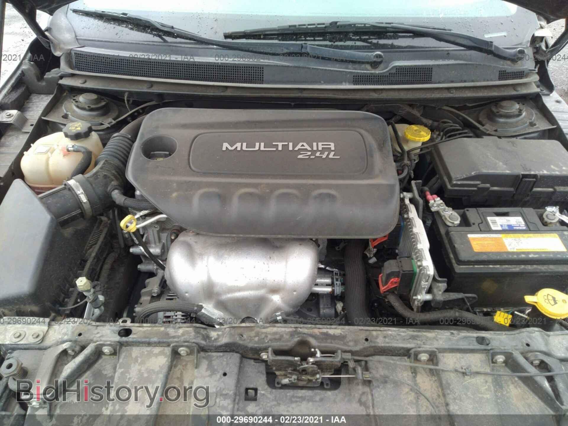 2015 CHRYSLER 200 - VIN: 1C3CCCAB3FN577126 - Photo 10