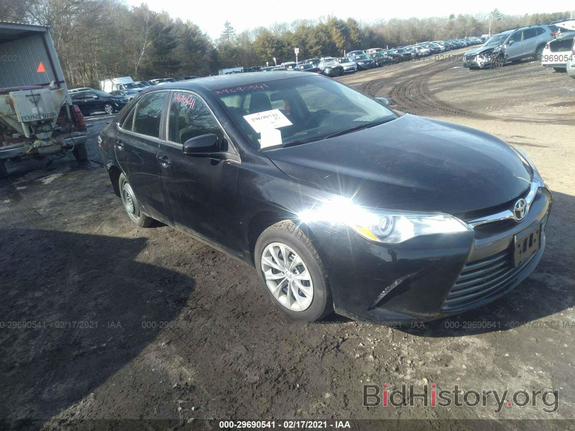 Photo 4T1BF1FK0HU424137 - TOYOTA CAMRY 2017