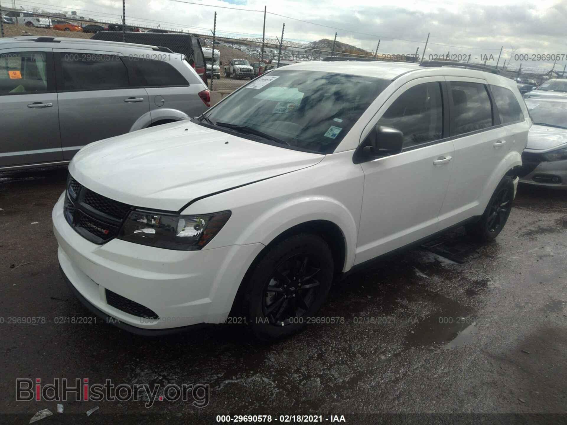2020 DODGE JOURNEY - VIN: 3C4PDCAB8LT273697 - Photo 2