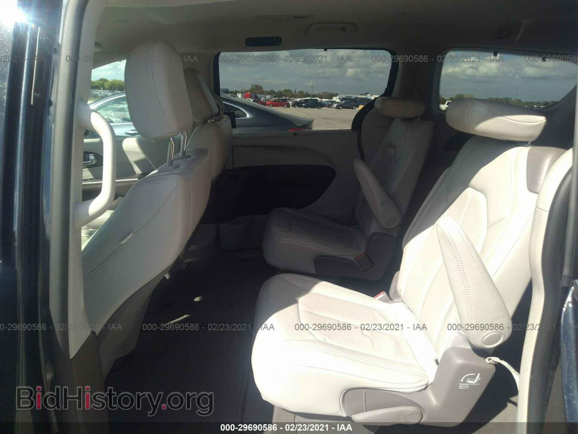 2020 CHRYSLER PACIFICA - VIN: 2C4RC1BG0LR115433 - Фото 8