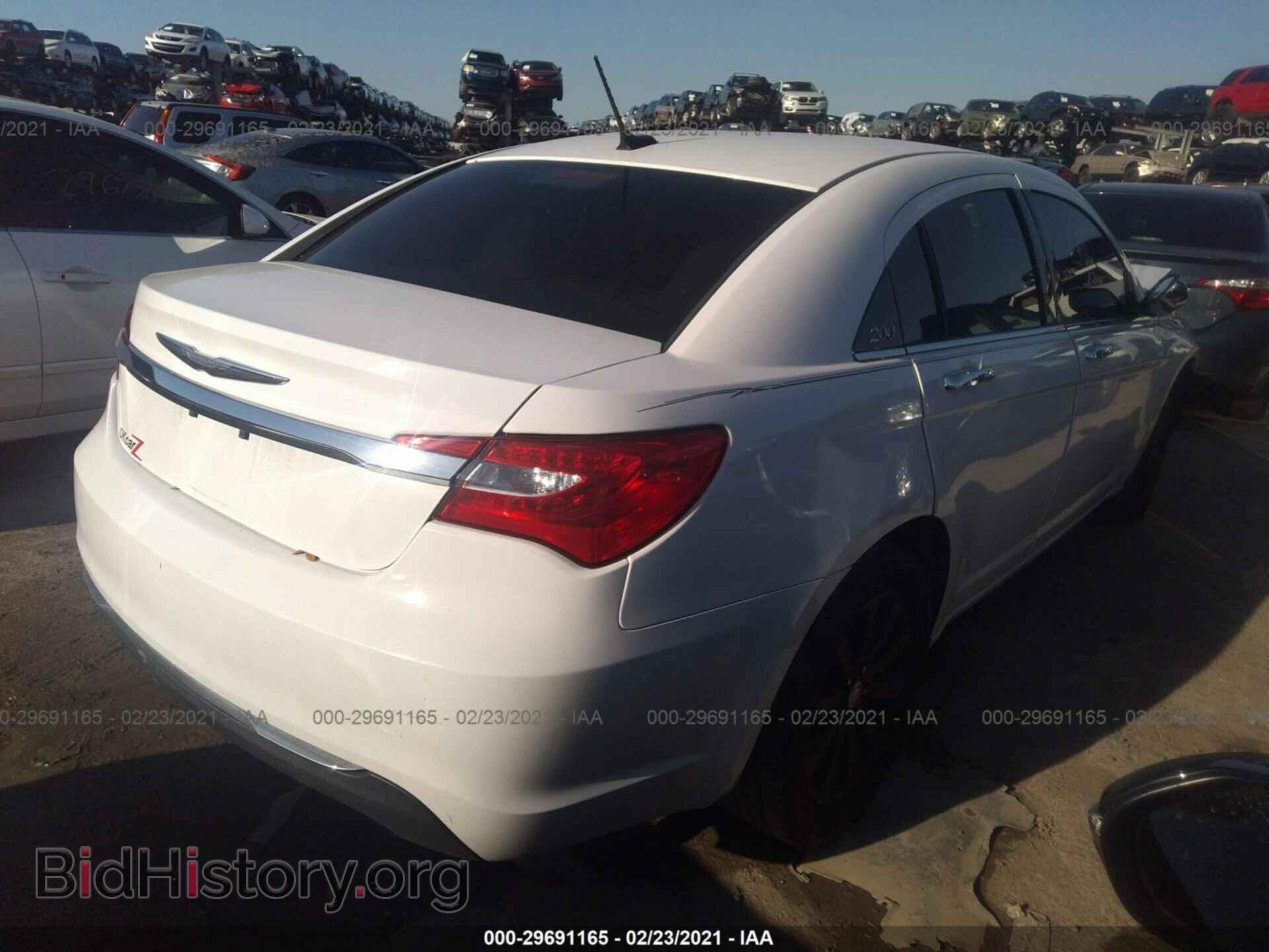 2014 CHRYSLER 200 - VIN: 1C3CCBCG5EN192992 - Фото 4