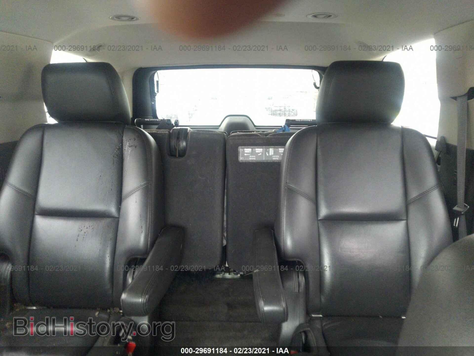 2011 GMC YUKON - VIN: 1GKS2EEF2BR353923 - Фото 8
