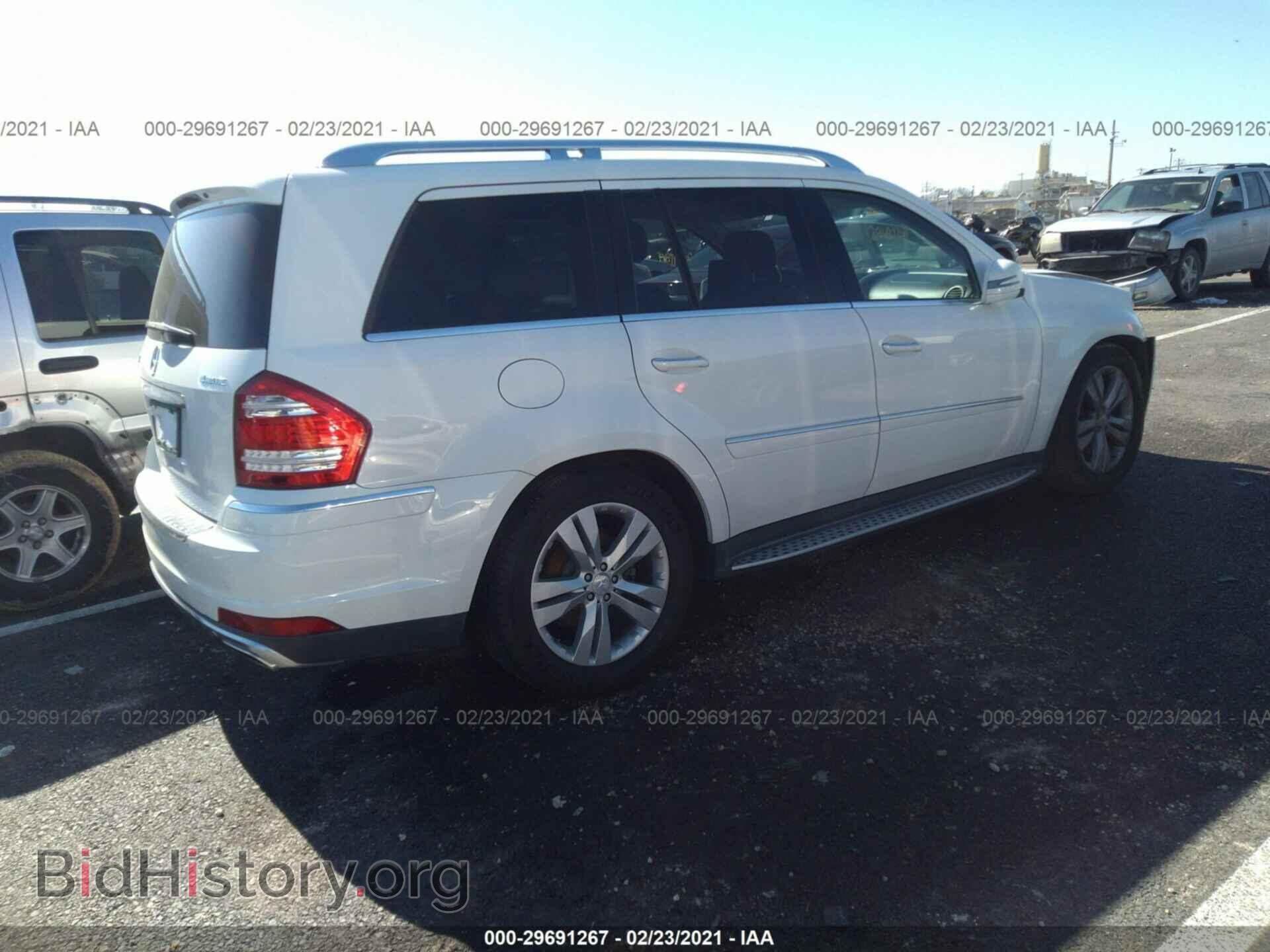 2011 MERCEDES-BENZ GL-CLASS - VIN: 4JGBF7BE1BA740657 - Фото 4
