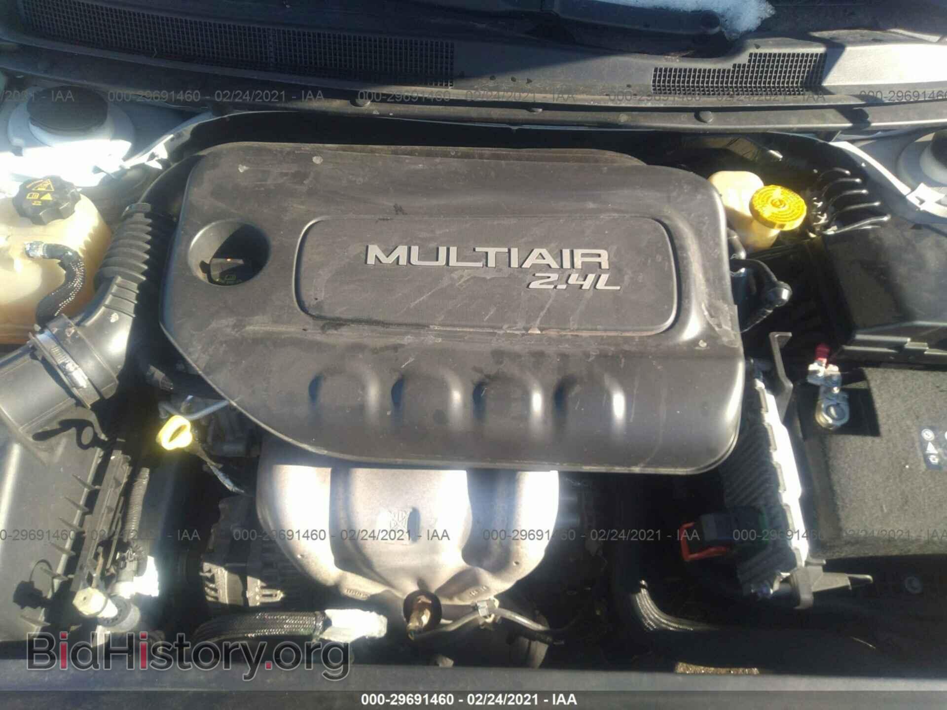 2017 CHRYSLER 200 - VIN: 1C3CCCAB5HN504956 - Фото 10