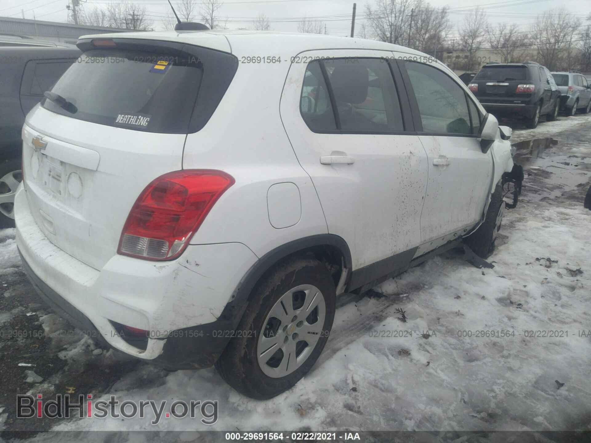 2018 CHEVROLET TRAX - VIN: KL7CJKSB8JB525931 - Фото 4