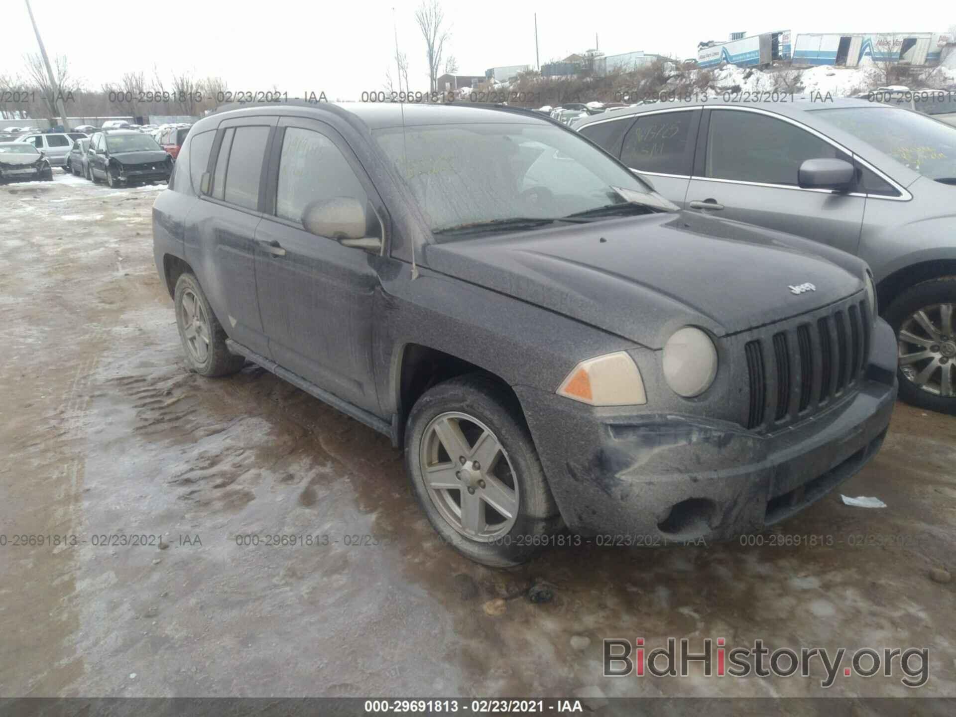 Photo 1J4NT1FA3AD677244 - JEEP COMPASS 2010