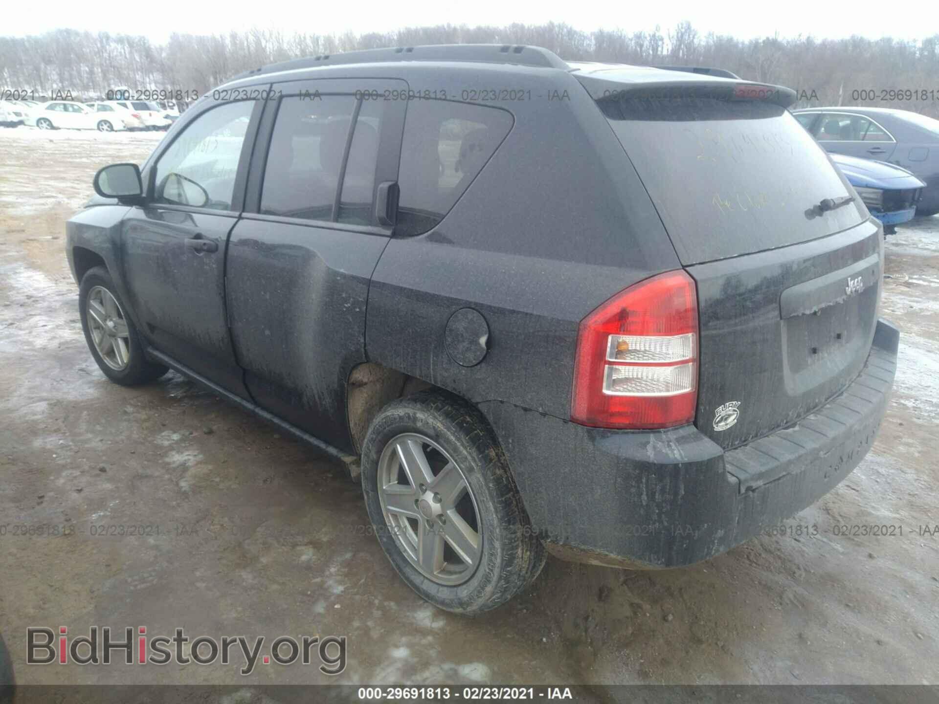 2010 JEEP COMPASS - VIN: 1J4NT1FA3AD677244 - Фото 3