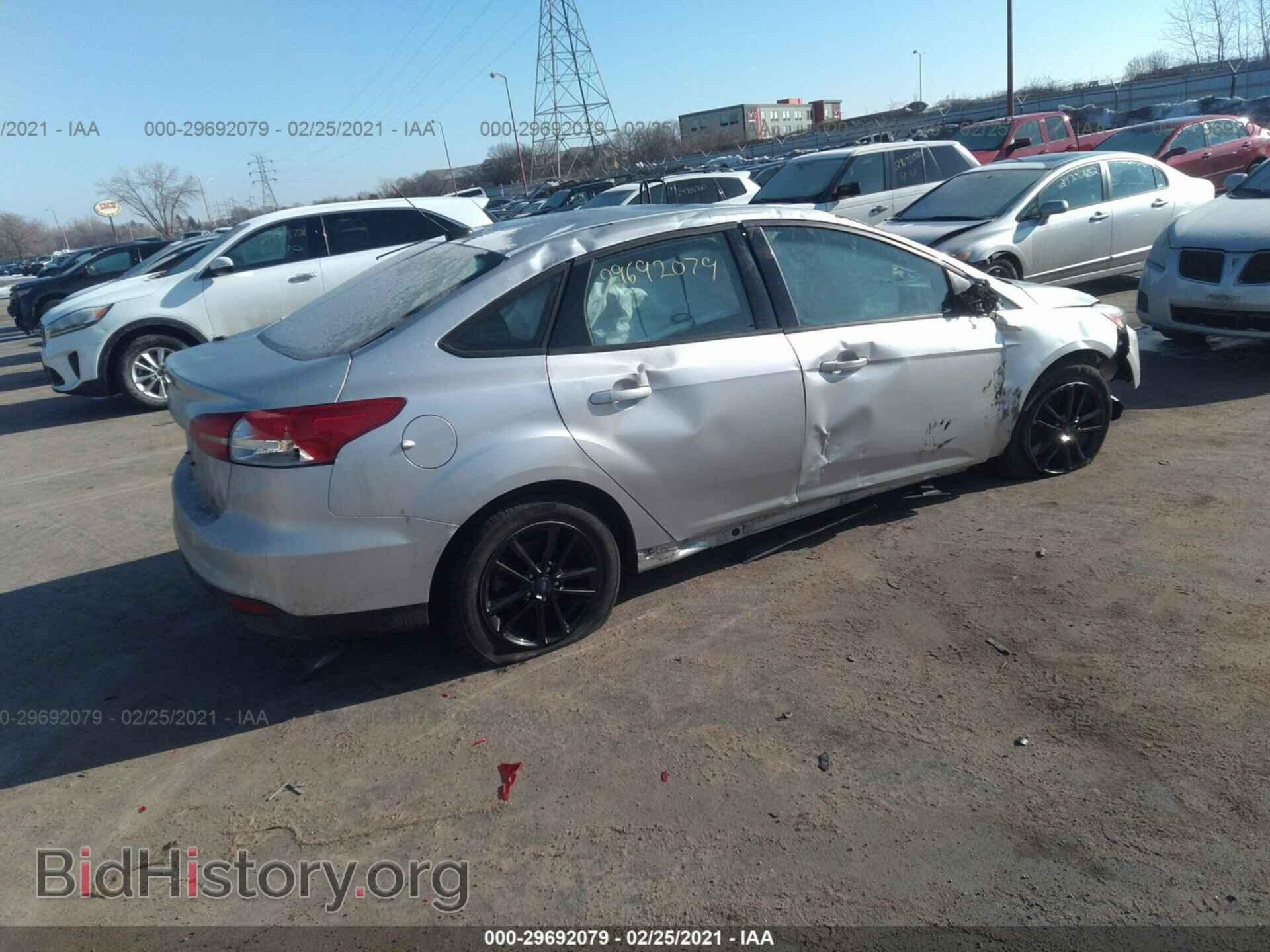 2016 FORD FOCUS - VIN: 1FADP3FE2GL262814 - Фото 4