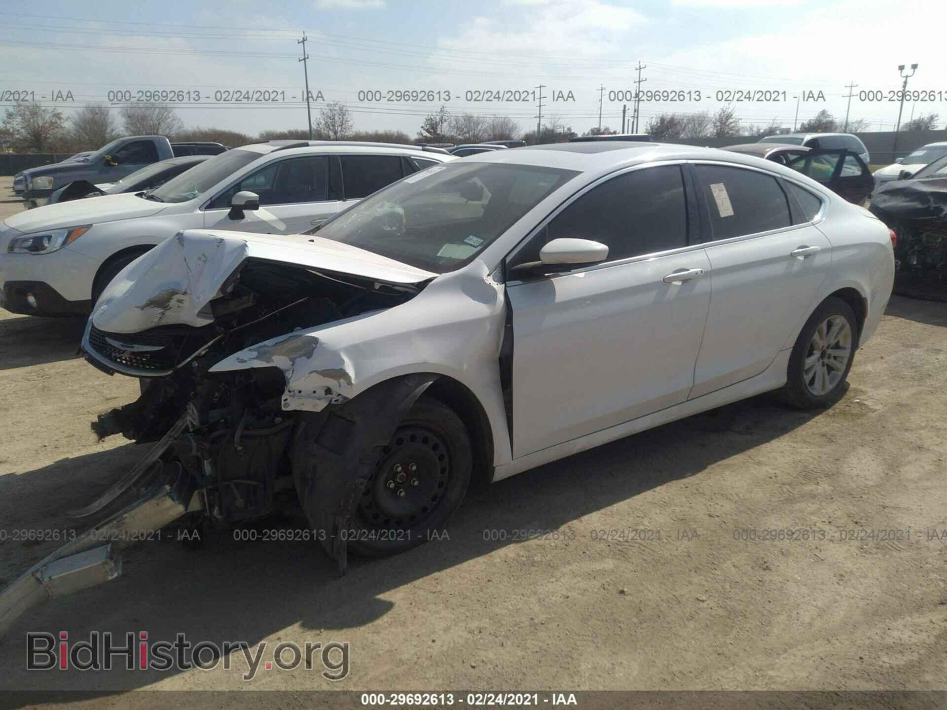 2015 CHRYSLER 200 - VIN: 1C3CCCAB7FN691601 - Photo 2