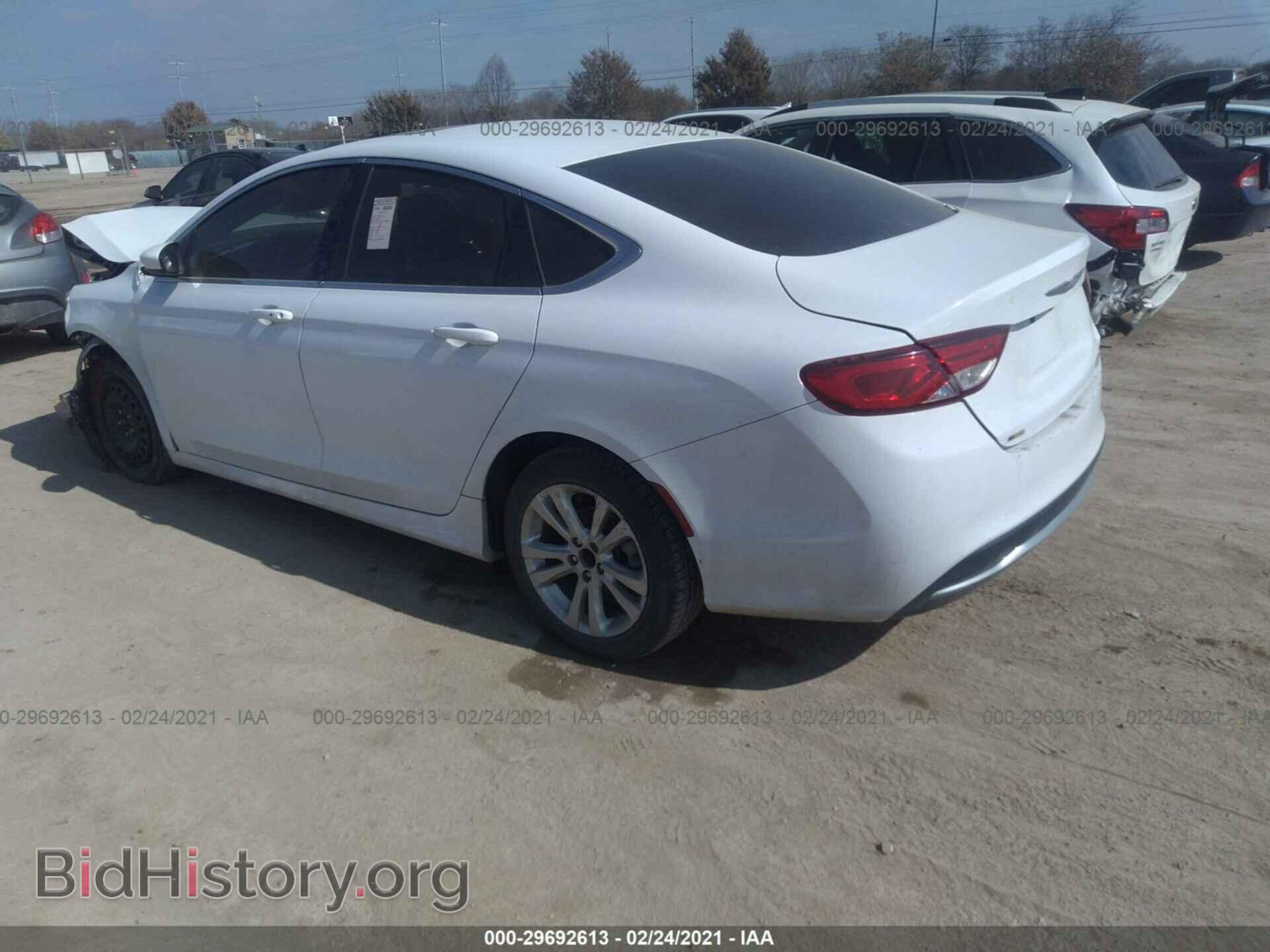 2015 CHRYSLER 200 - VIN: 1C3CCCAB7FN691601 - Photo 3