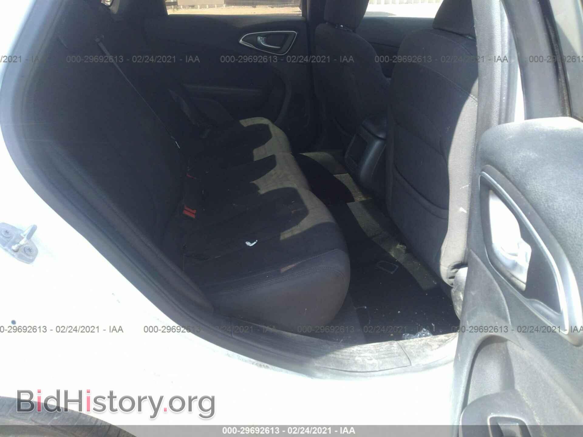 2015 CHRYSLER 200 - VIN: 1C3CCCAB7FN691601 - Photo 8