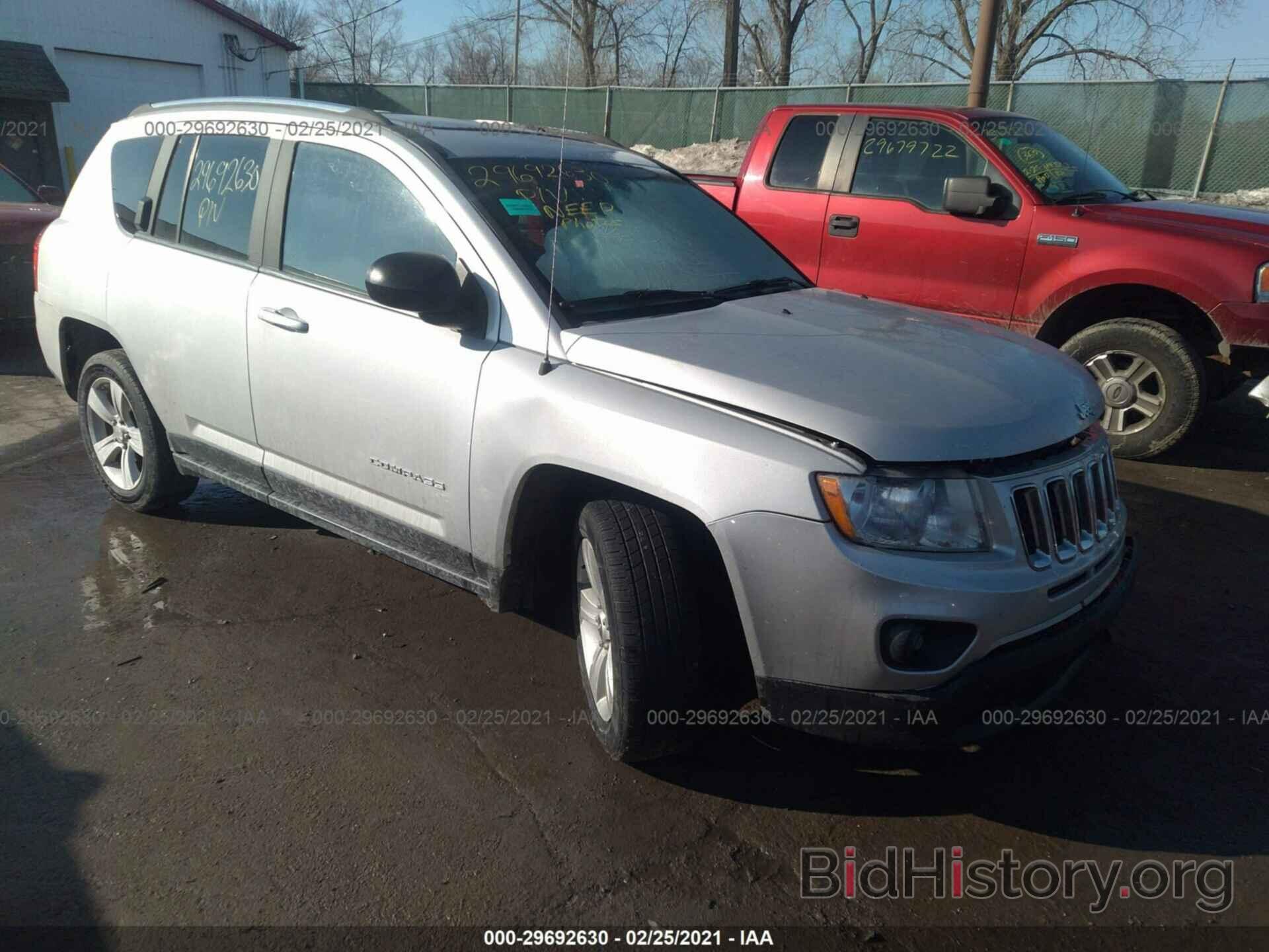 Photo 1J4NT1FA3BD151391 - JEEP COMPASS 2011