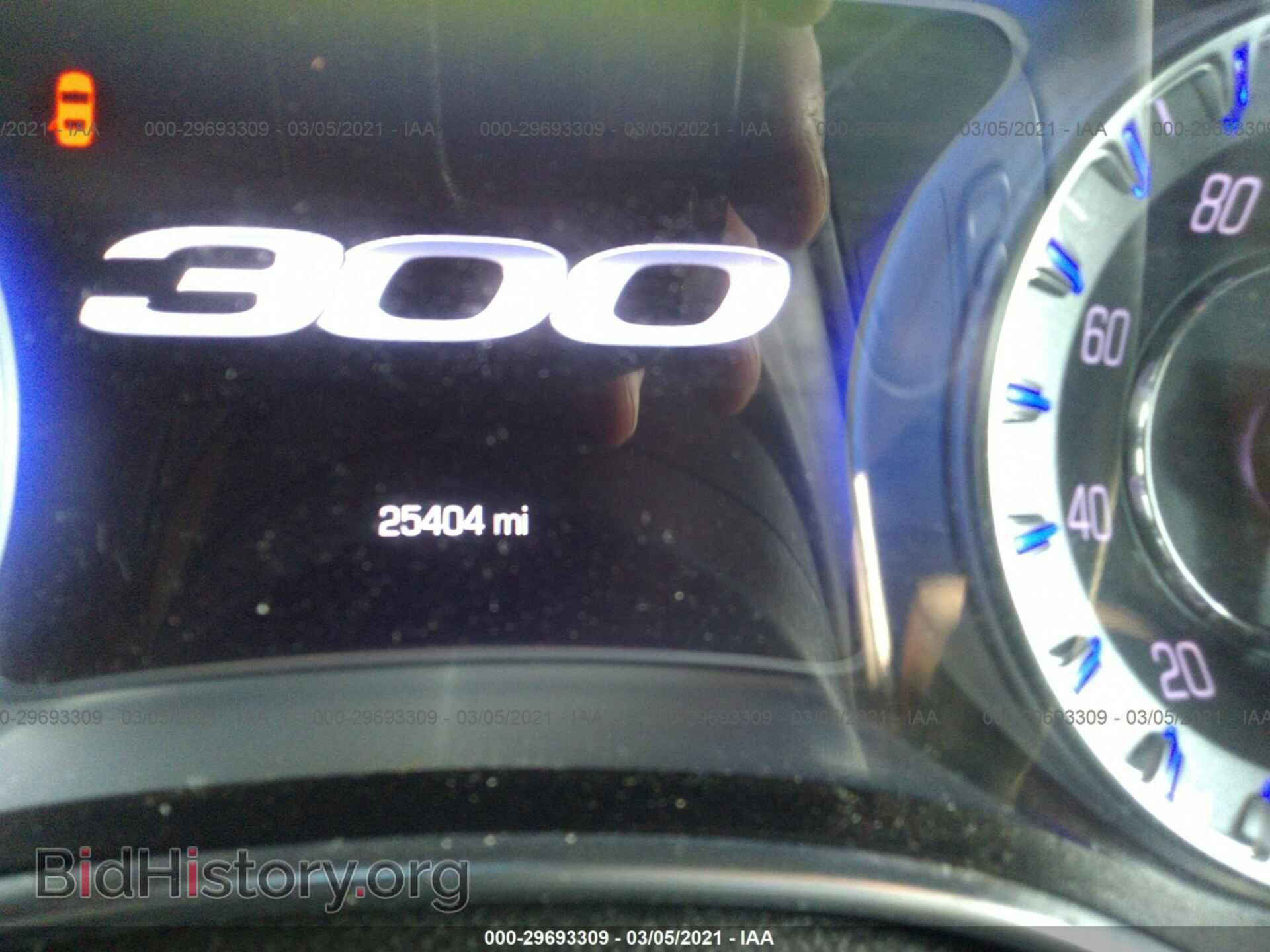 2018 CHRYSLER 300 - VIN: 2C3CCAEG2JH222704 - Фото 7
