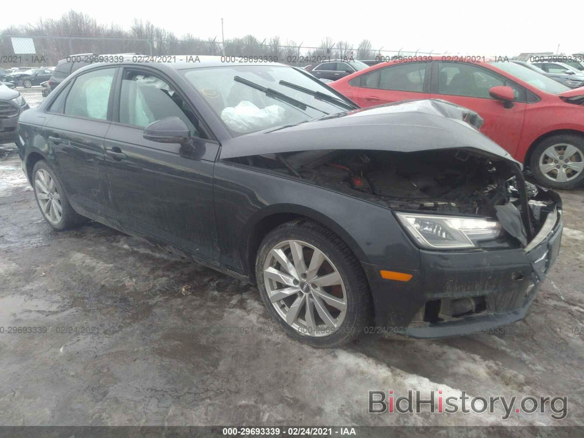 Photo WAUANAF47HN009120 - AUDI A4 2017