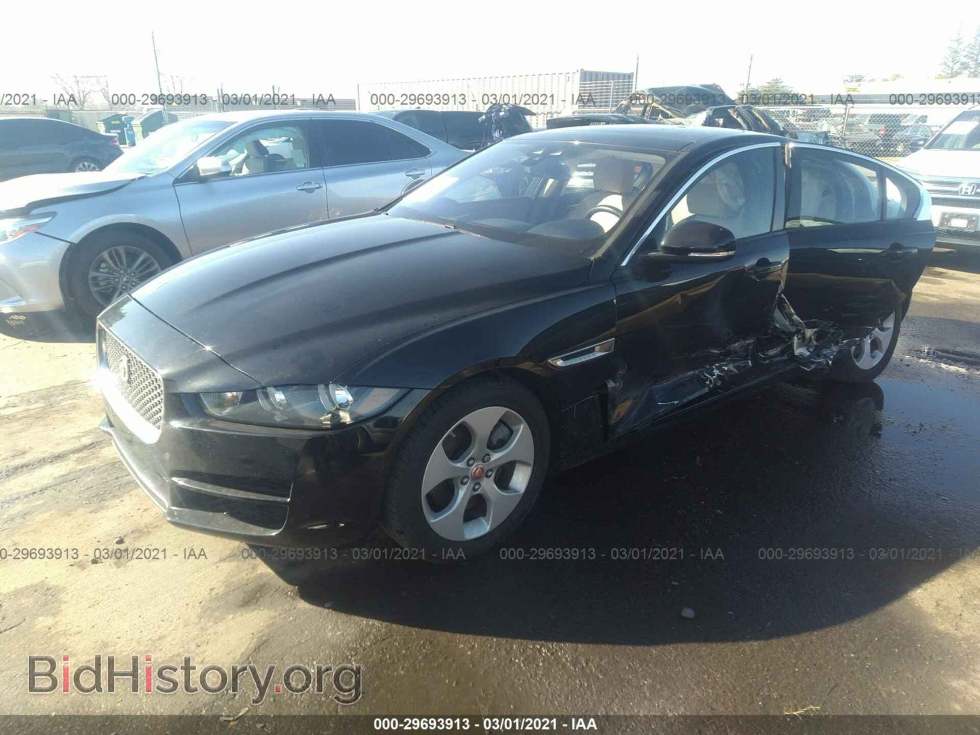 2017 JAGUAR XE - VIN: SAJAR4BG1HA964416 - Фото 2