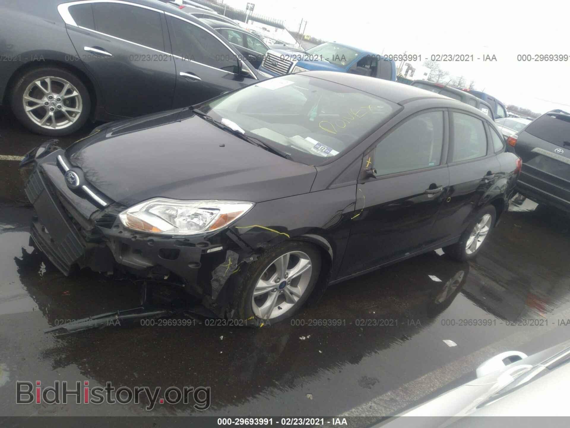 2014 FORD FOCUS - VIN: 1FADP3F2XEL424692 - Фото 2