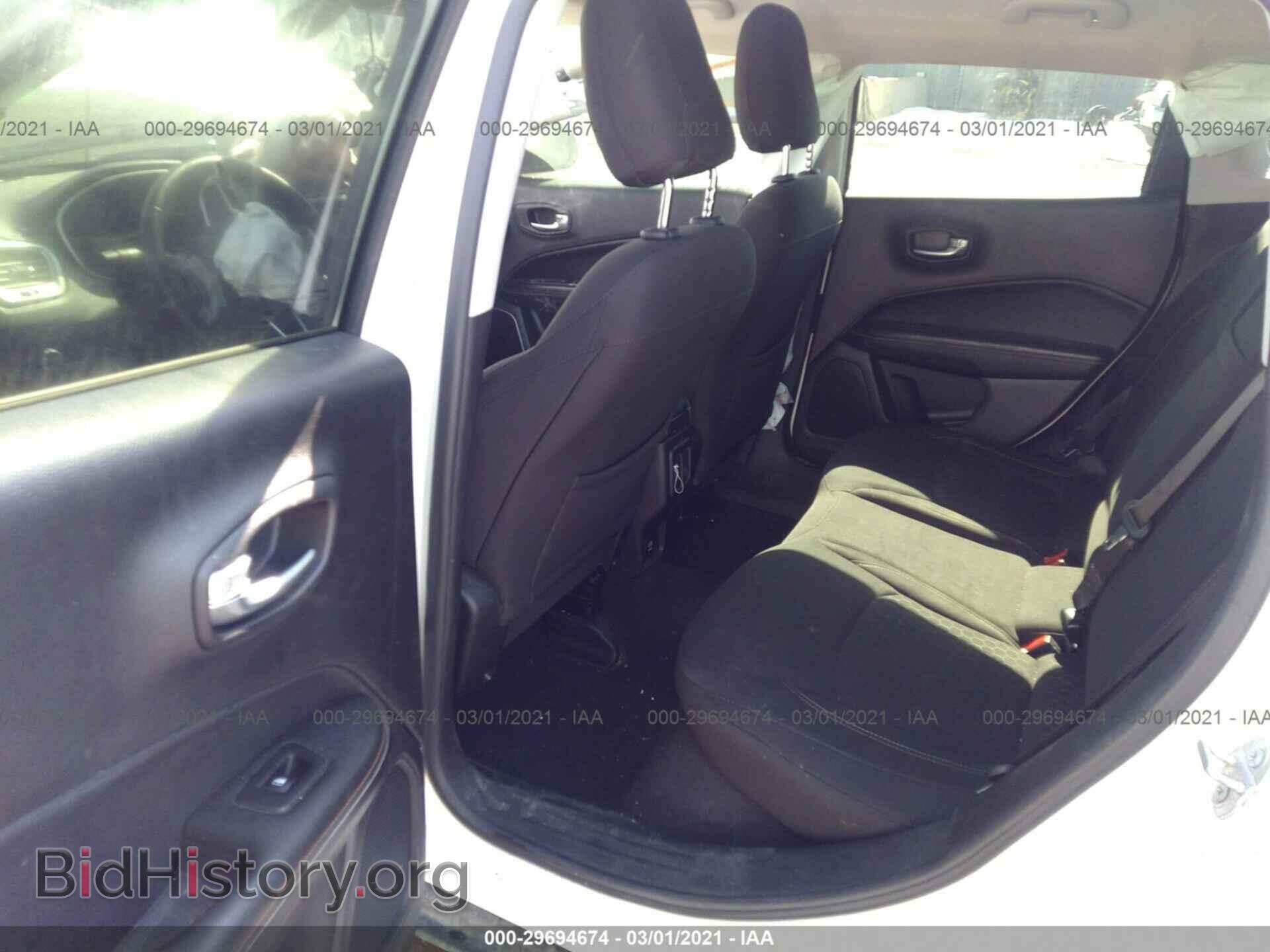 2018 JEEP COMPASS - VIN: 3C4NJCAB2JT420545 - Фото 8