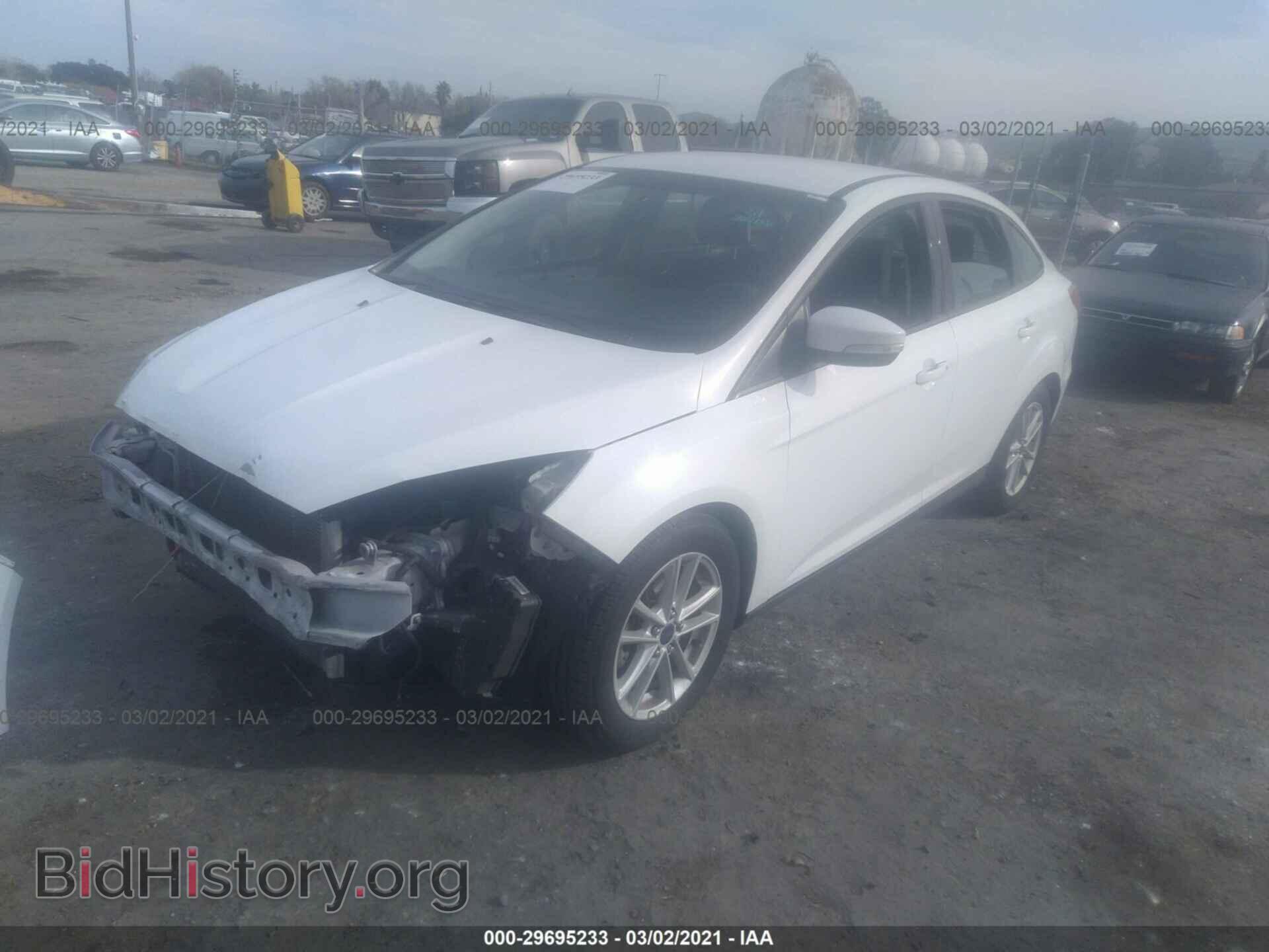 2017 FORD FOCUS - VIN: 1FADP3F22HL245972 - Фото 2