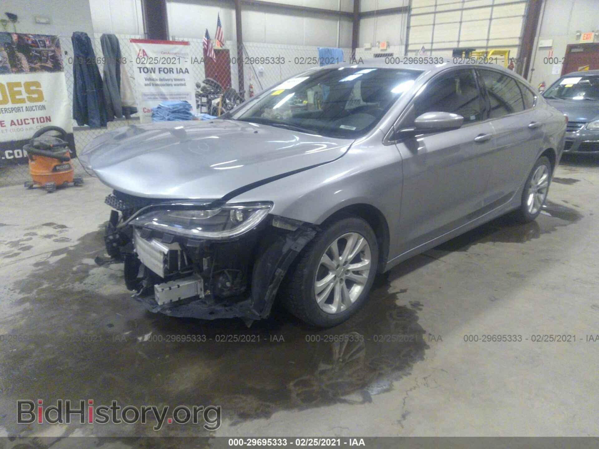 2015 CHRYSLER 200 - VIN: 1C3CCCAB9FN688800 - Фото 2