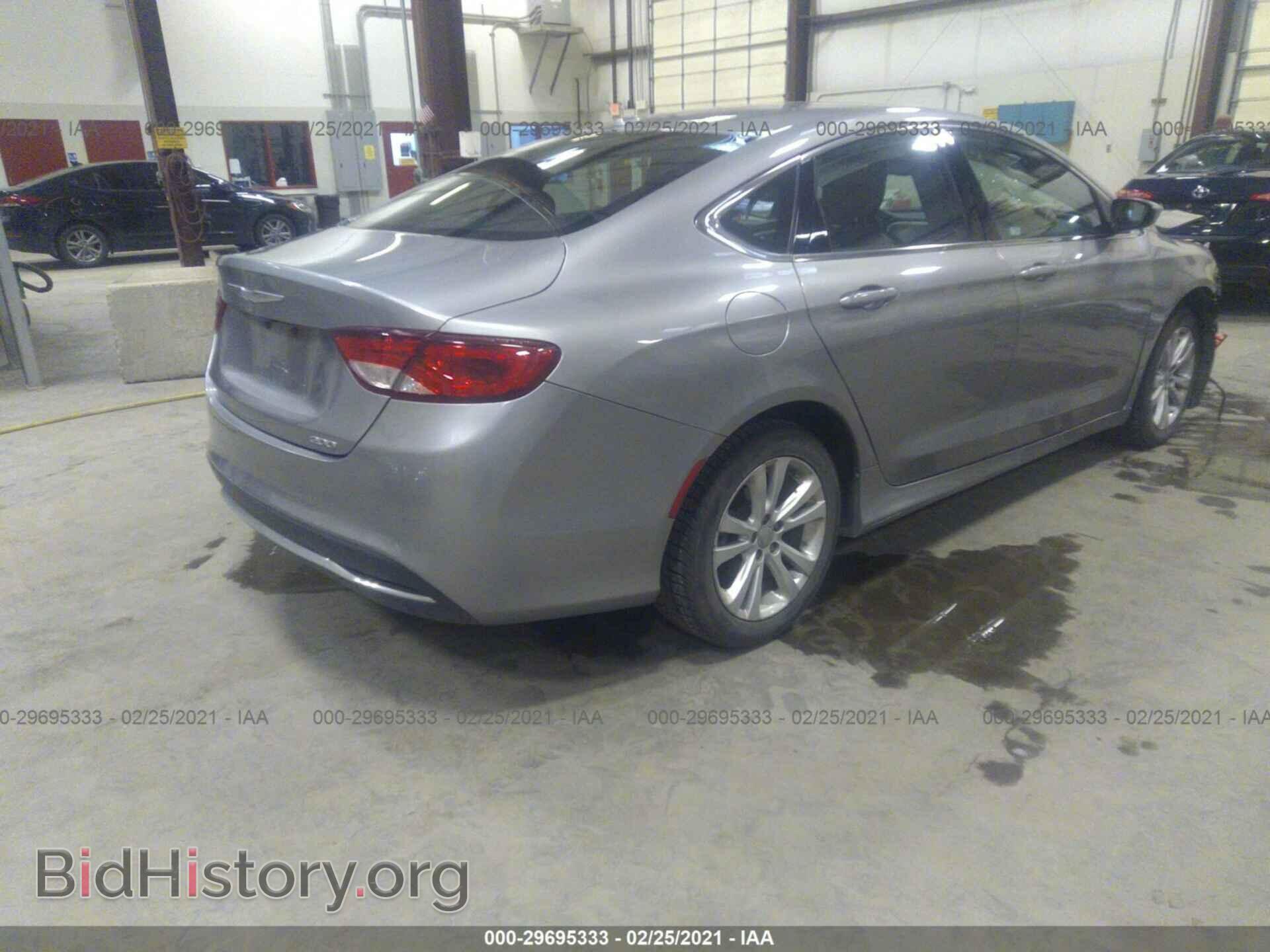 2015 CHRYSLER 200 - VIN: 1C3CCCAB9FN688800 - Фото 4