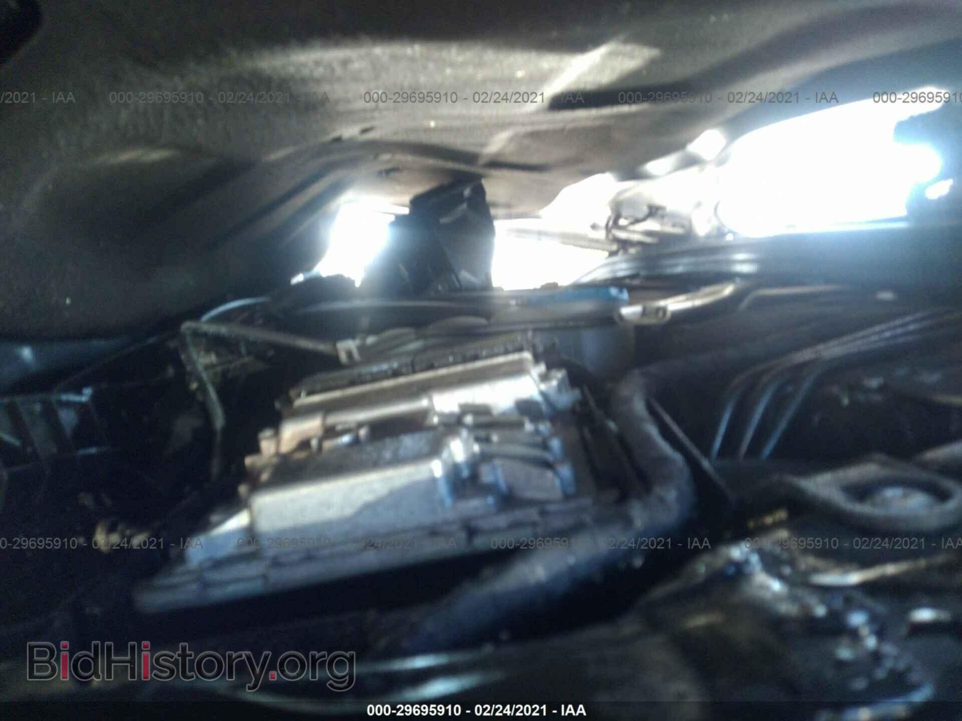 2017 AUDI A4 - VIN: WAUANAF40HN007984 - Photo 10