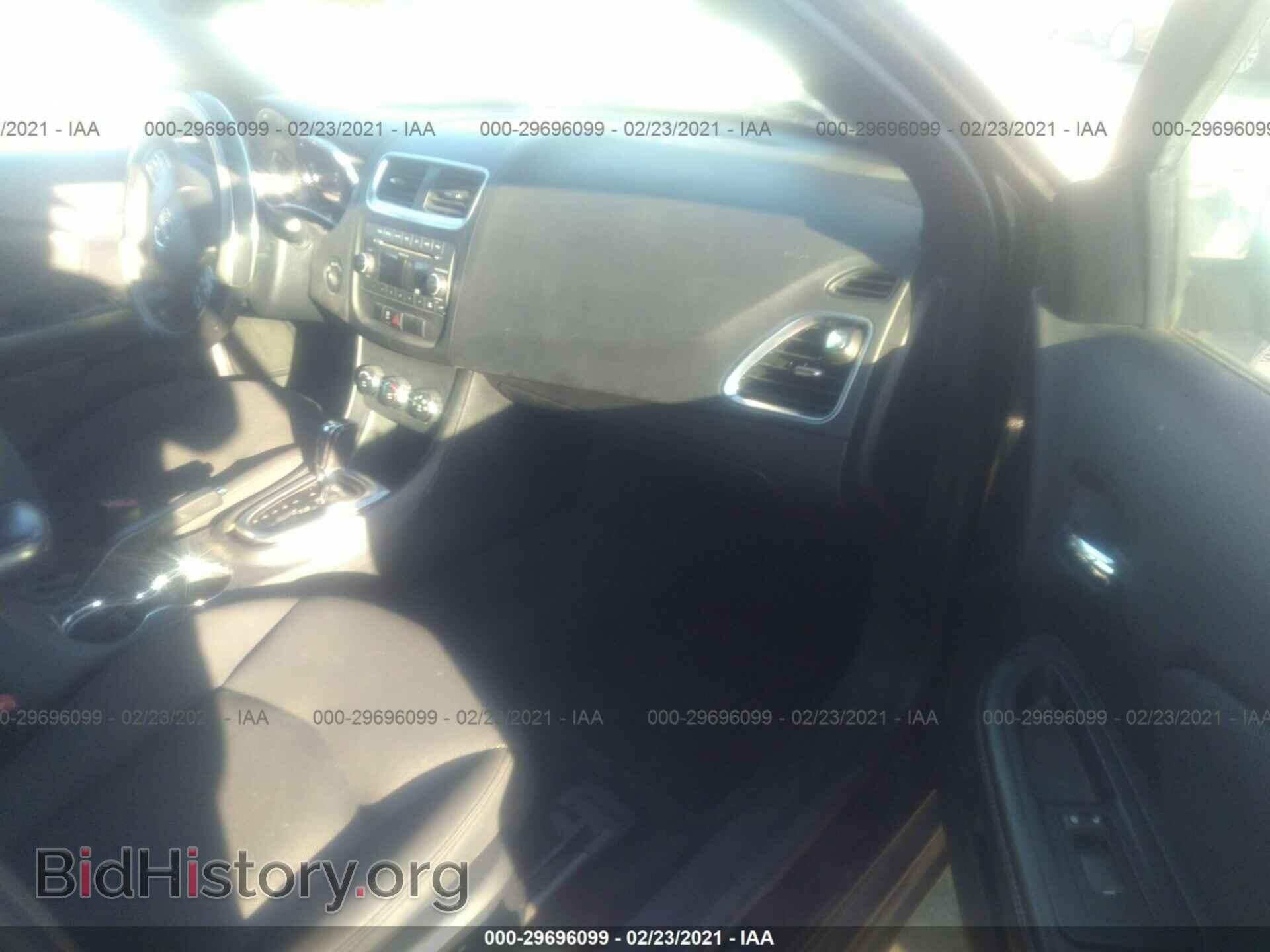 2011 DODGE AVENGER - VIN: 1B3BD4FBXBN590762 - Фото 5