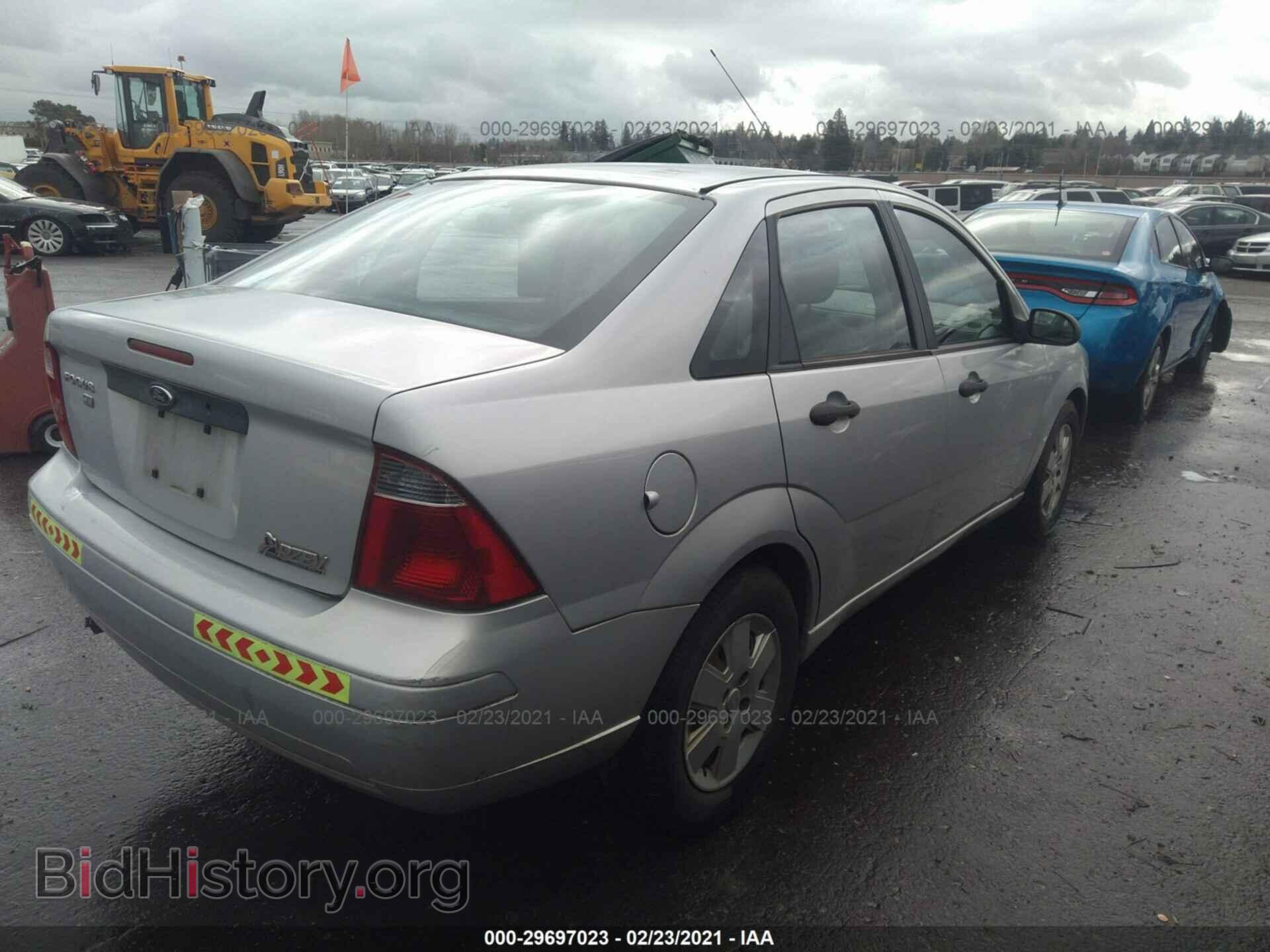 2007 FORD FOCUS - VIN: 1FAFP34N37W178463 - Фото 4