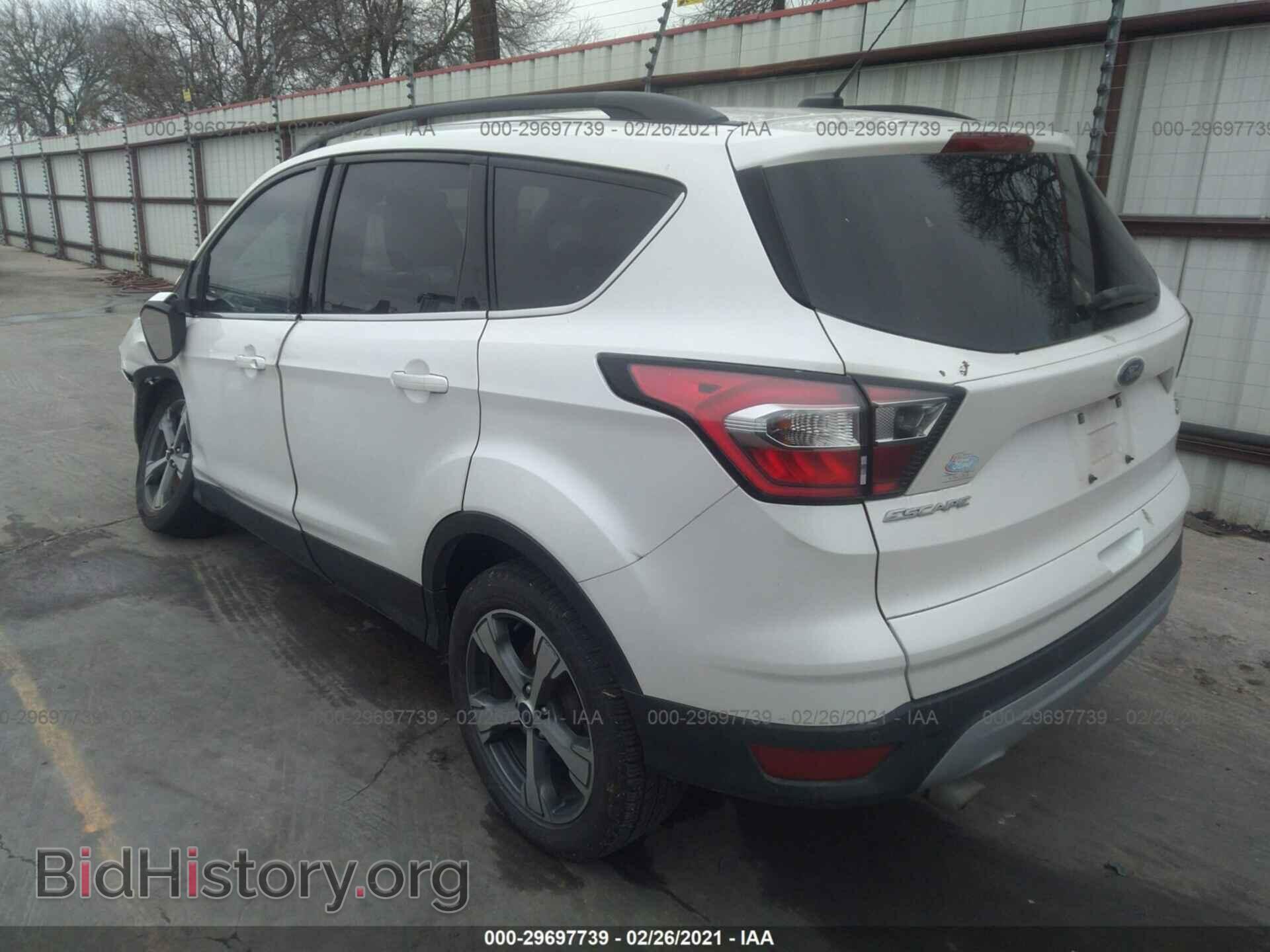 2017 FORD ESCAPE - VIN: 1FMCU0G98HUB88935 - Фото 3