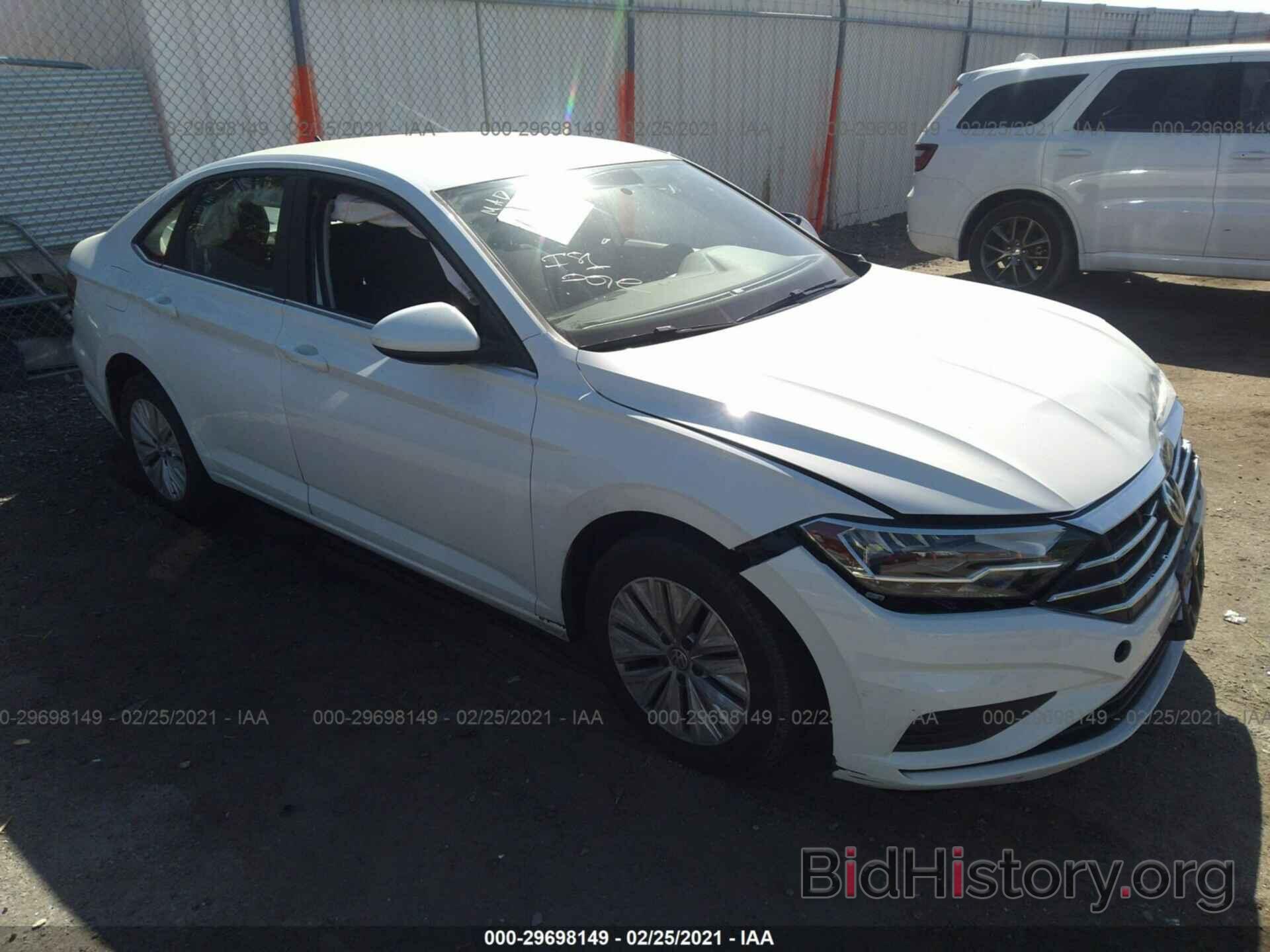 Фотография 3VWC57BU3KM039704 - VOLKSWAGEN JETTA 2019