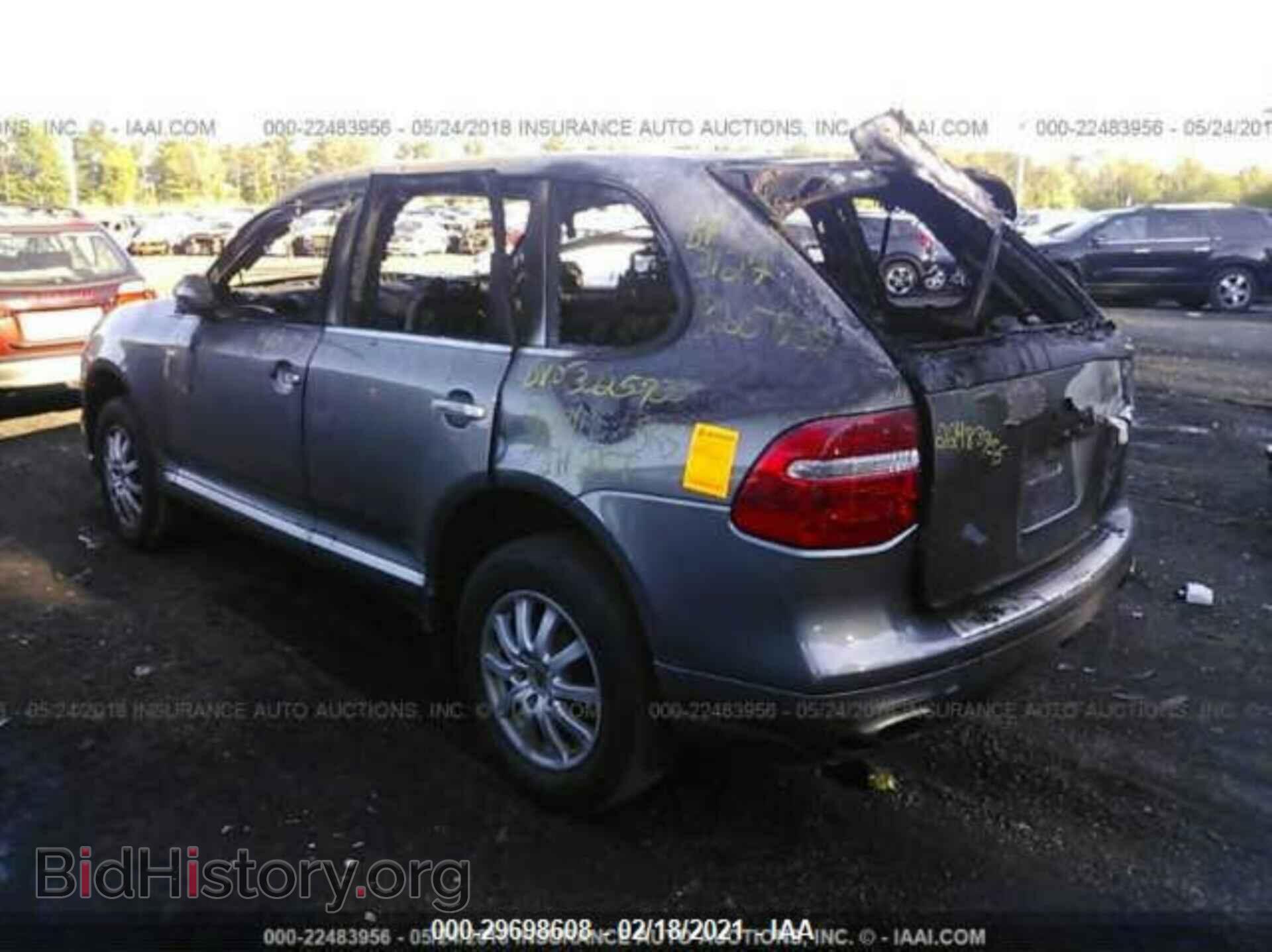 2009 PORSCHE CAYENNE - VIN: WP1AA29P49LA09520 - Фото 3