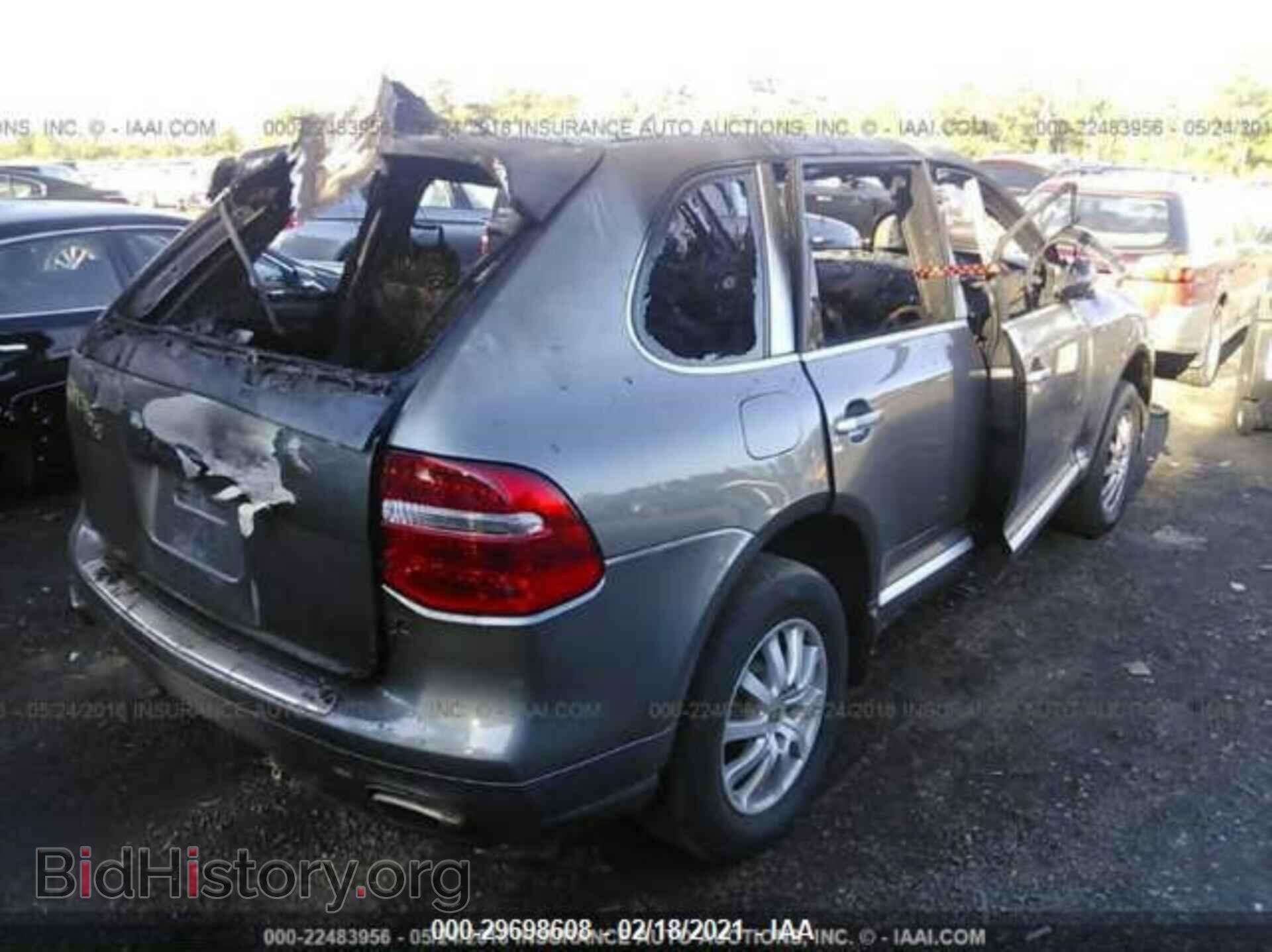 2009 PORSCHE CAYENNE - VIN: WP1AA29P49LA09520 - Фото 4