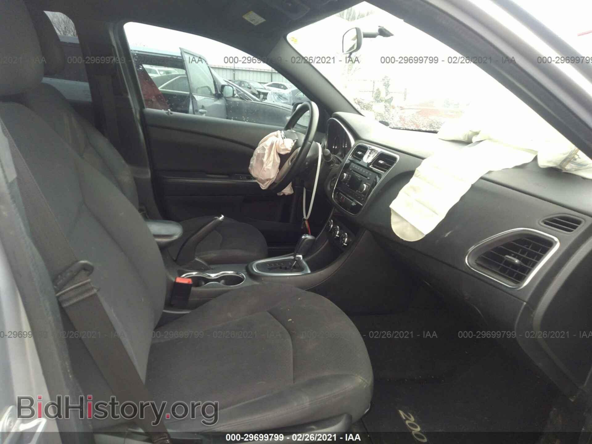 2013 CHRYSLER 200 - VIN: 1C3CCBBB2DN762919 - Фото 5