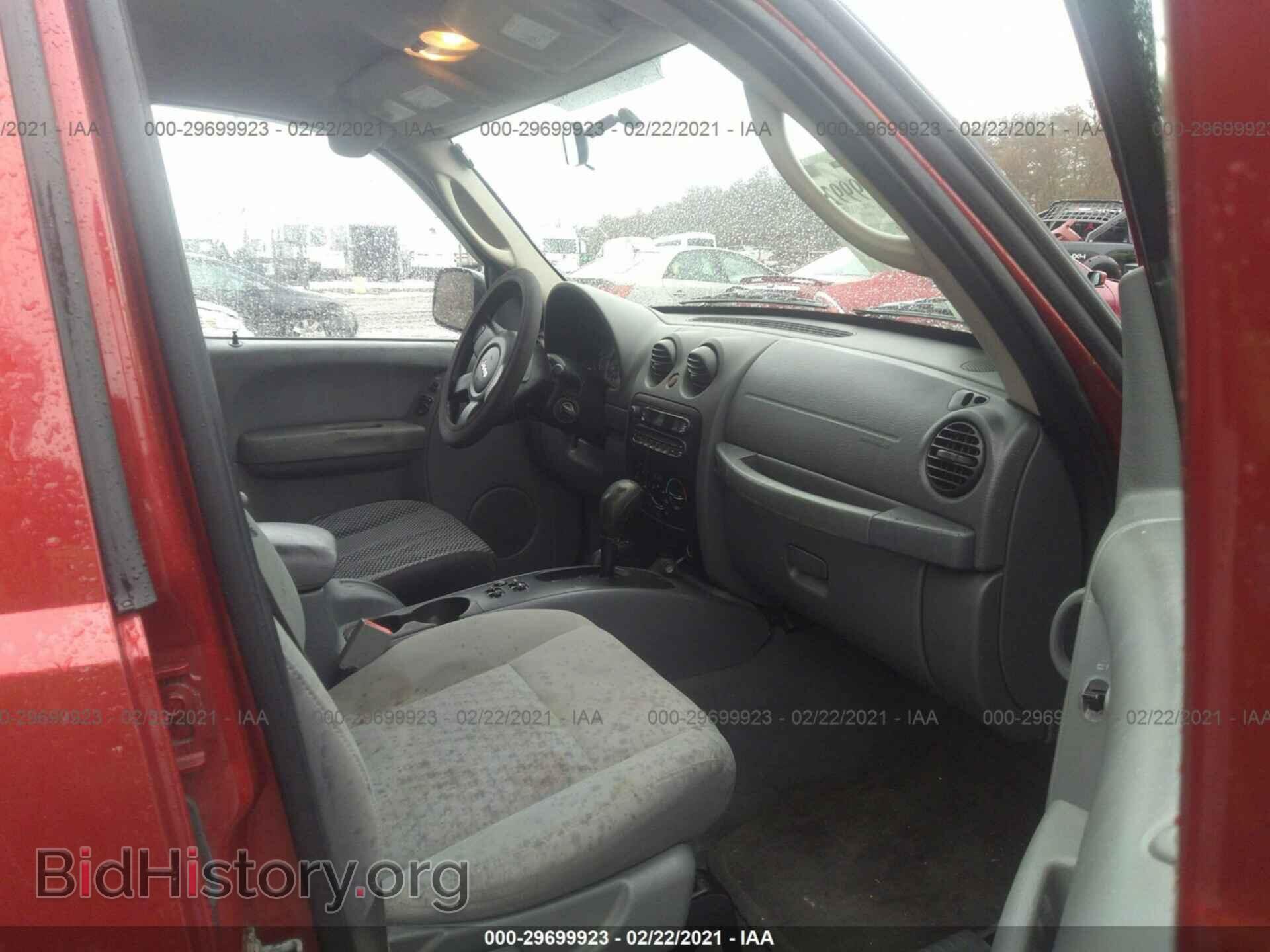 2006 JEEP LIBERTY - VIN: 1J4GL48K16W253539 - Фото 5