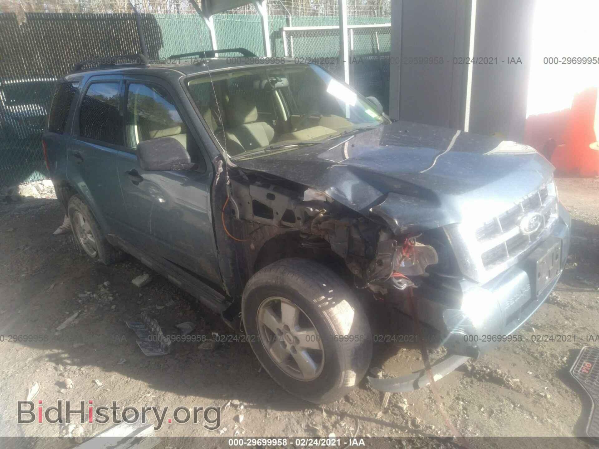 Фотография 1FMCU0DG8BKB19927 - FORD ESCAPE 2011