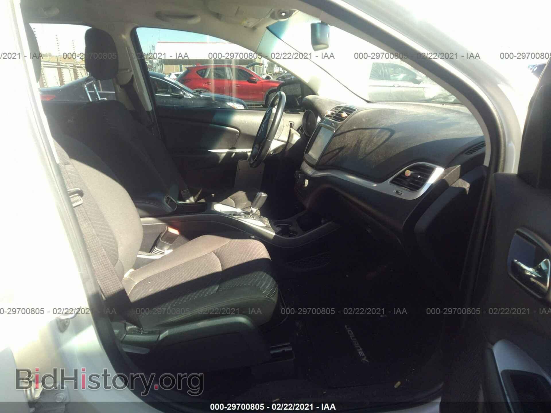 2017 DODGE JOURNEY - VIN: 3C4PDCGB2HT676430 - Фото 5