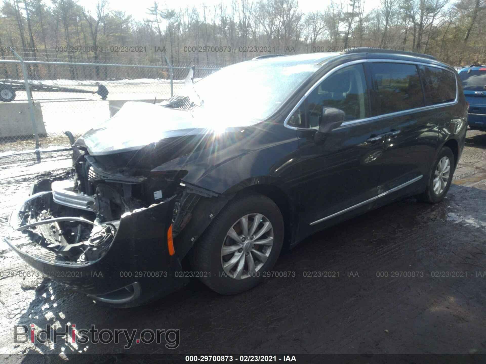 2017 CHRYSLER PACIFICA - VIN: 2C4RC1BG5HR516516 - Фото 2