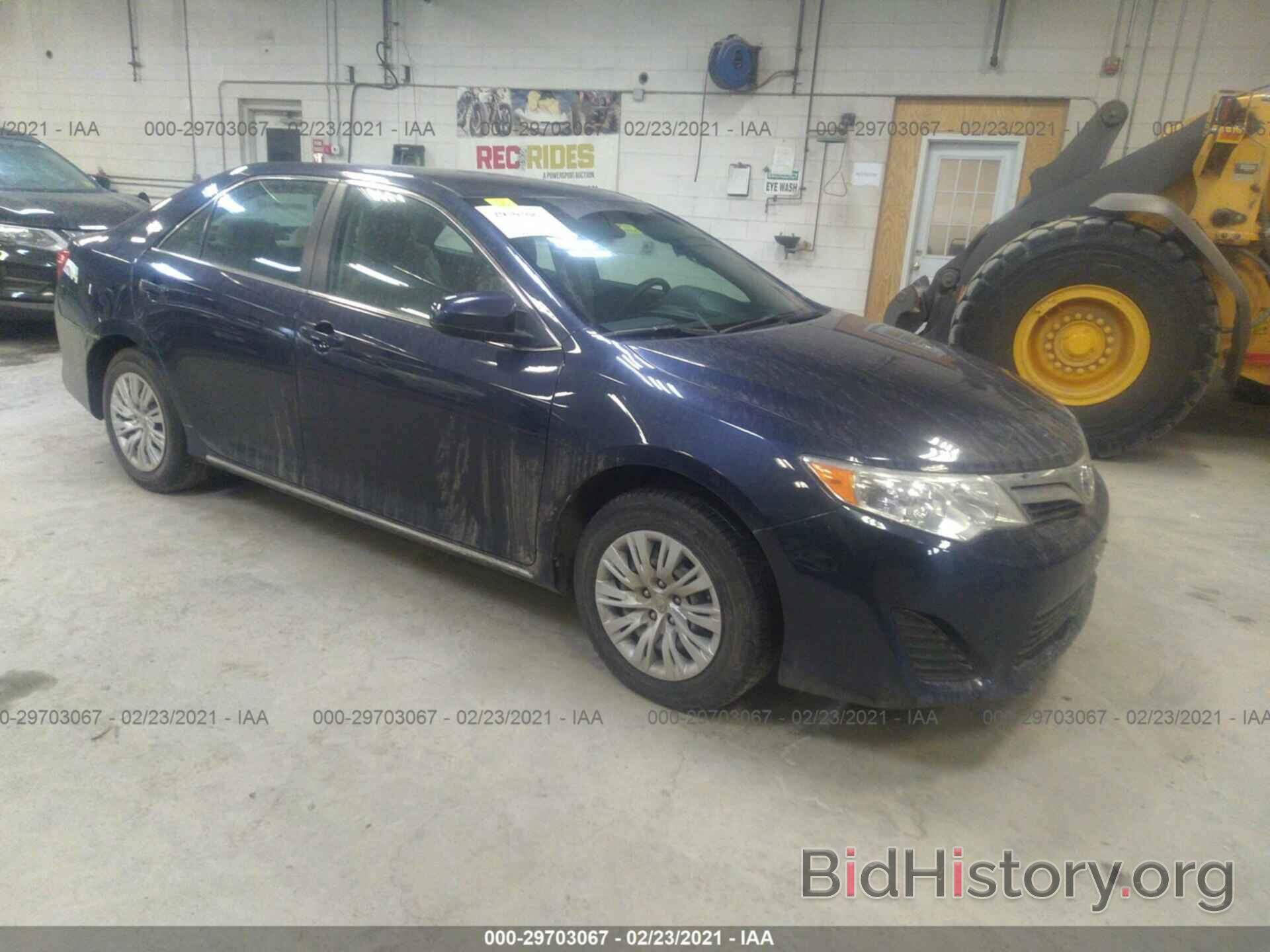 Photo 4T4BF1FK9ER424090 - TOYOTA CAMRY 2014