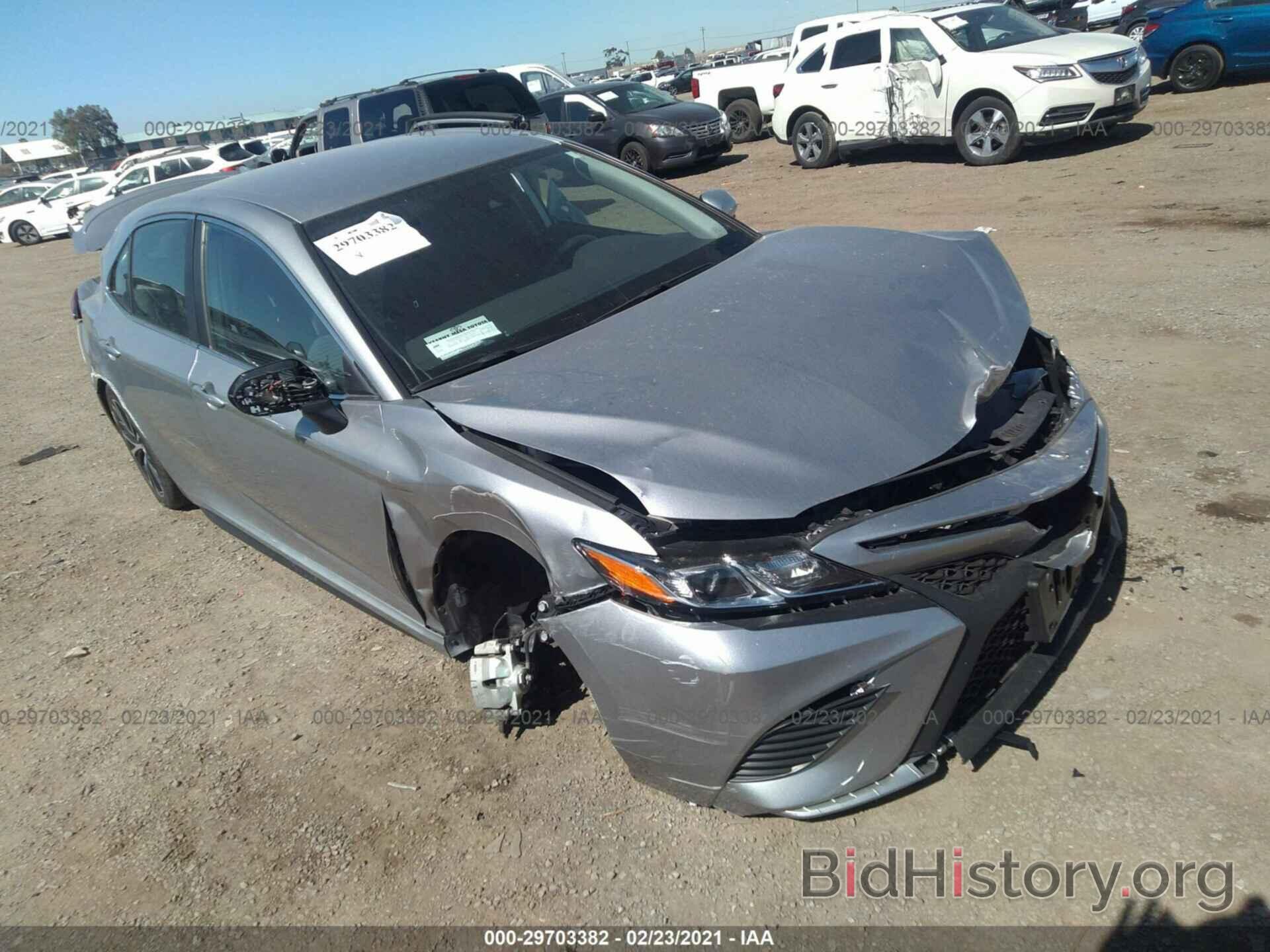 Photo 4T1B11HK8KU713382 - TOYOTA CAMRY 2019