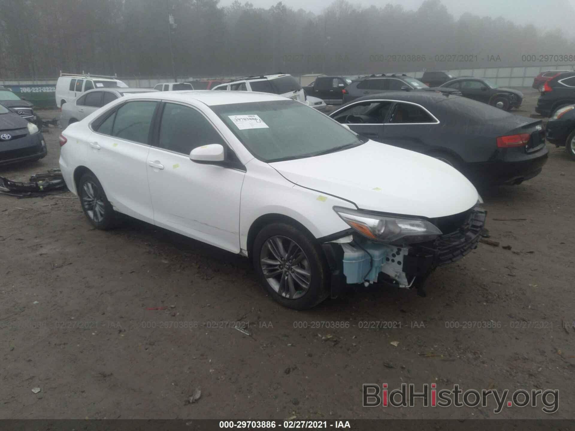 Photo 4T1BF1FK3HU453597 - TOYOTA CAMRY 2017