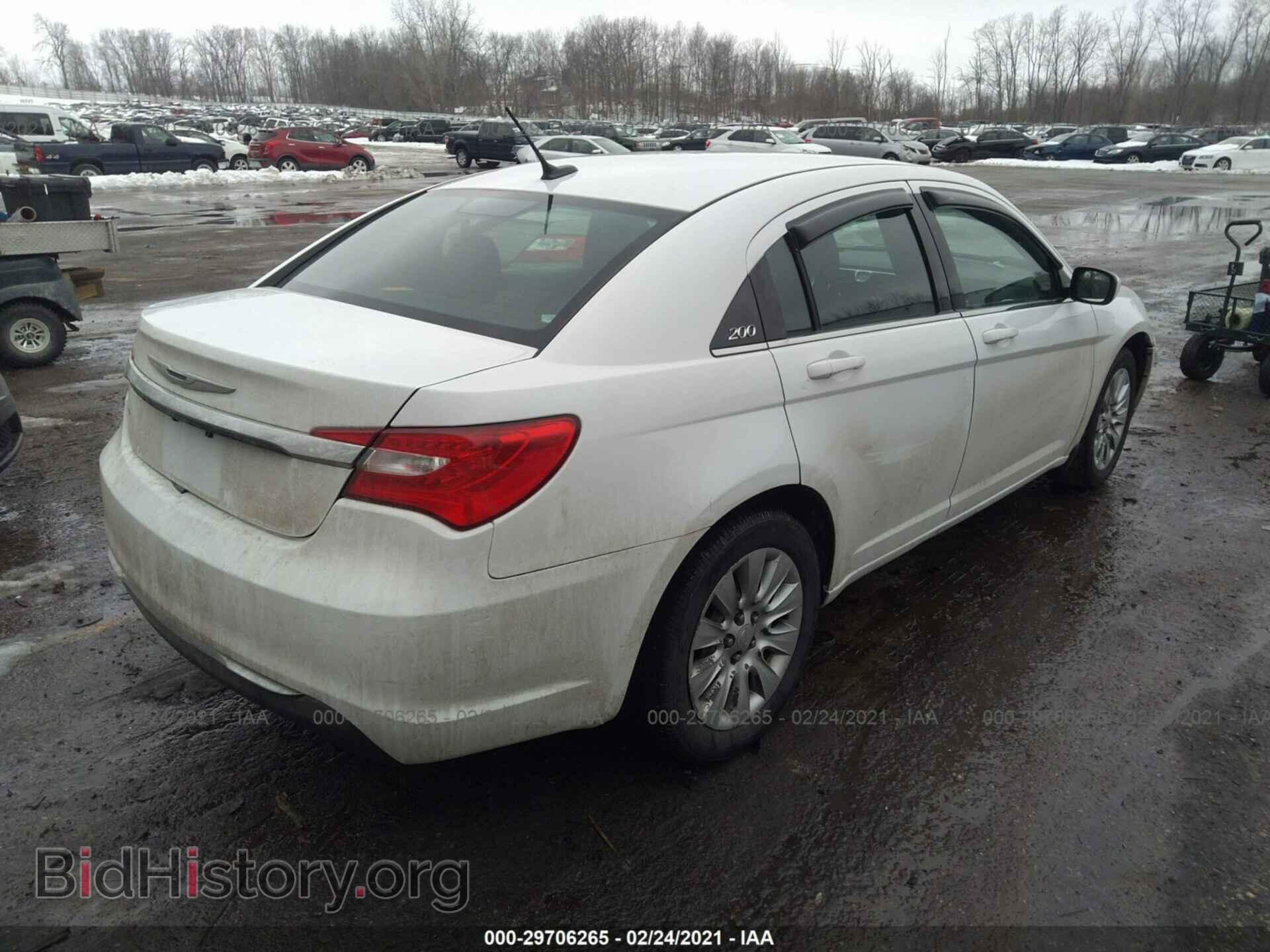 2013 CHRYSLER 200 - VIN: 1C3CCBAB0DN691818 - Фото 4