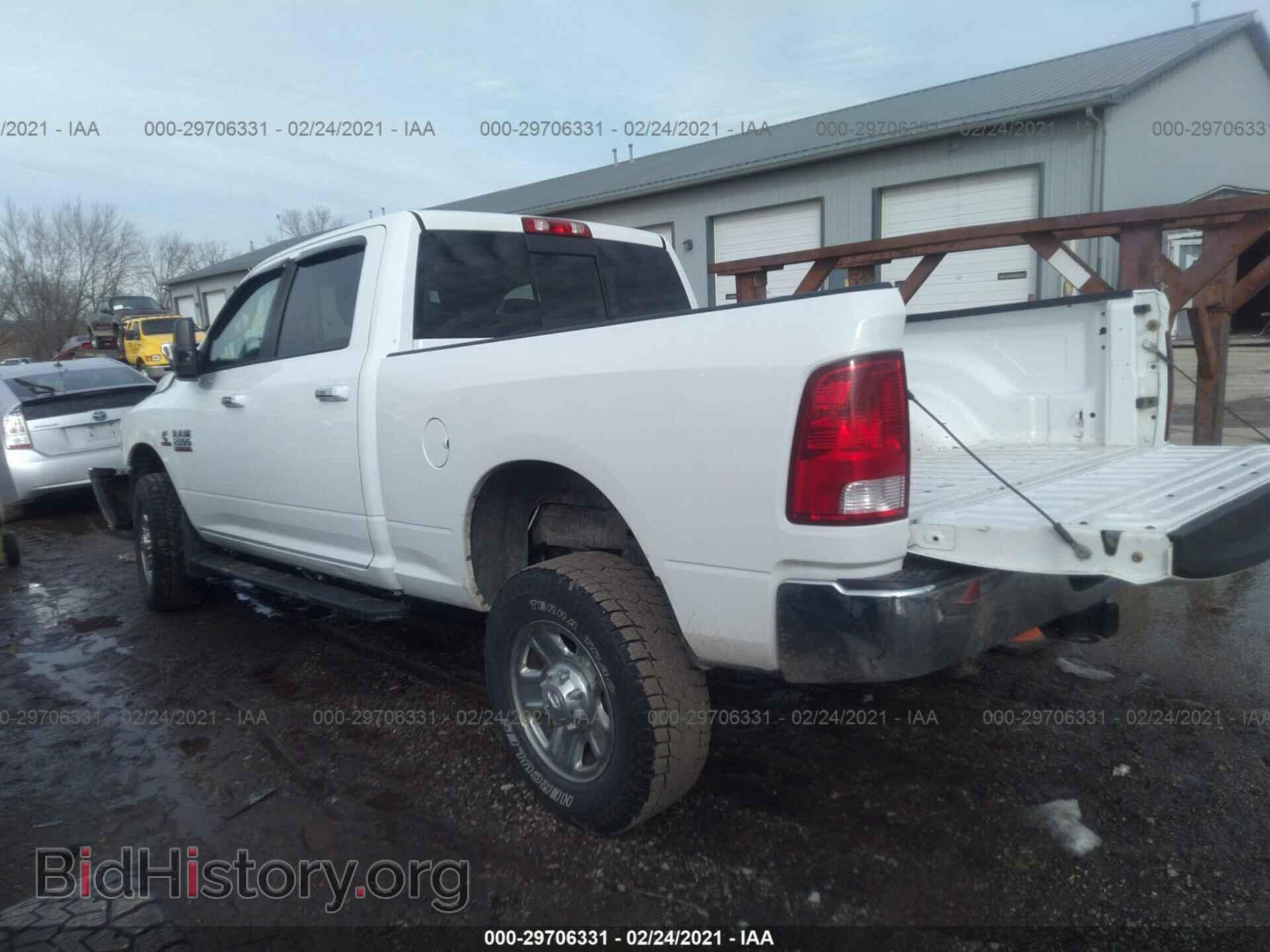 2015 RAM 2500 - VIN: 3C6UR5DLXFG672619 - Фото 3