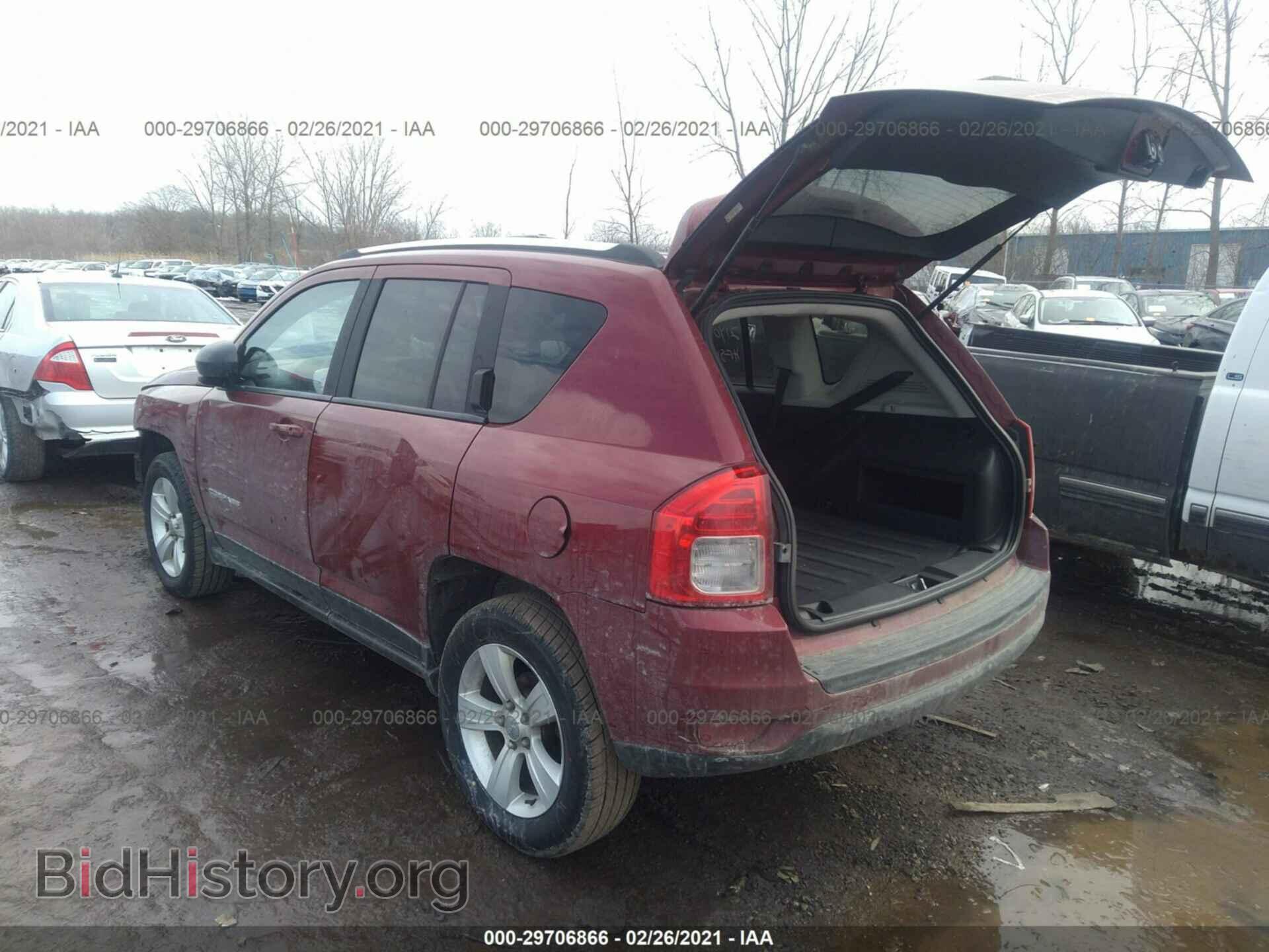 2012 JEEP COMPASS - VIN: 1C4NJDEBXCD656059 - Photo 3
