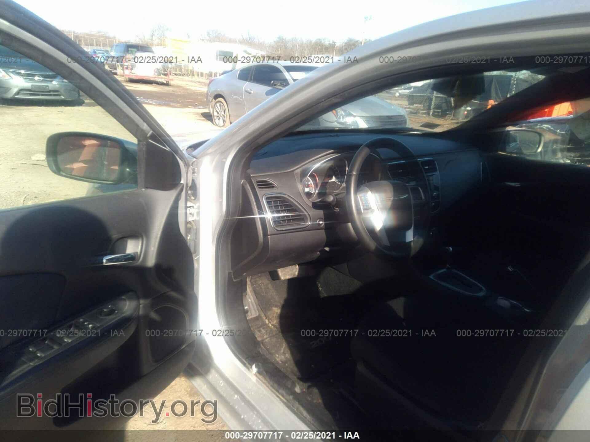 2012 CHRYSLER 200 - VIN: 1C3CCBBB7CN302864 - Photo 5